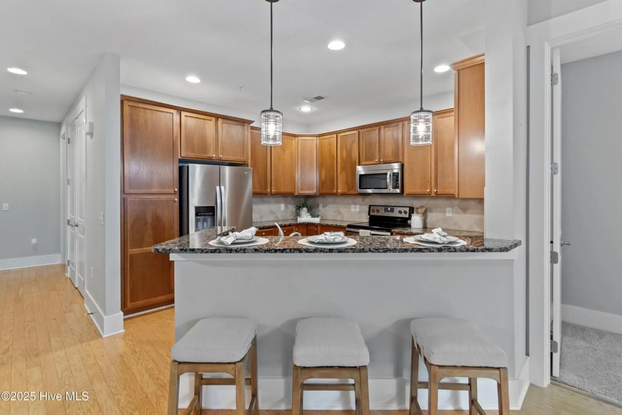 Property Slideshow image 11 of 61 | 2537 st james dr apt 303, Southport, NC, 28461