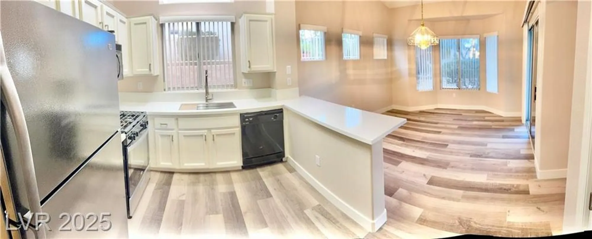 Property Slideshow image 34 of 98 | 10316 bent brook pl, Las Vegas, NV, 89134