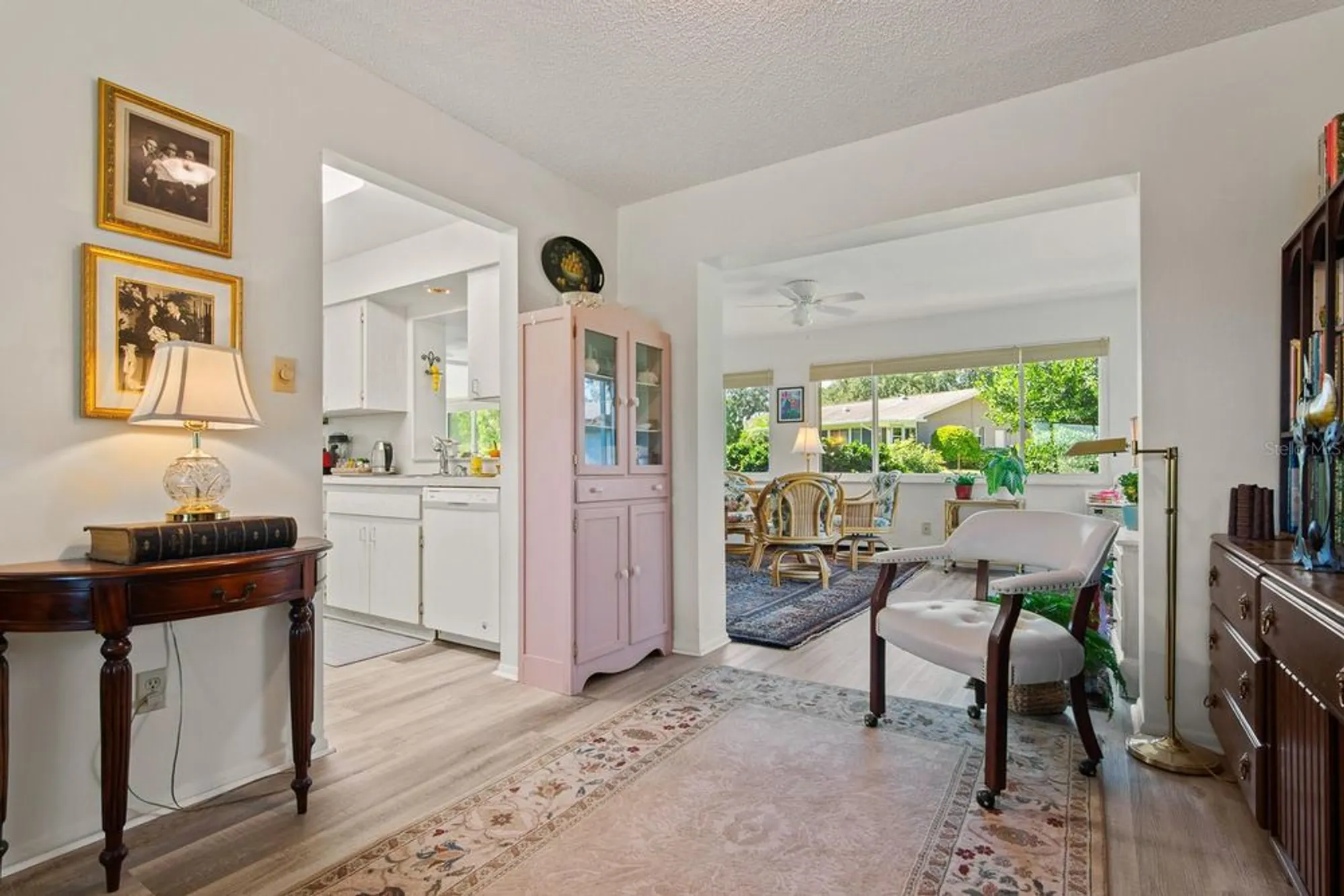 Property Slideshow image 10 of 45 | 1212 timberbrooke dr, Palm Harbor, FL, 34684