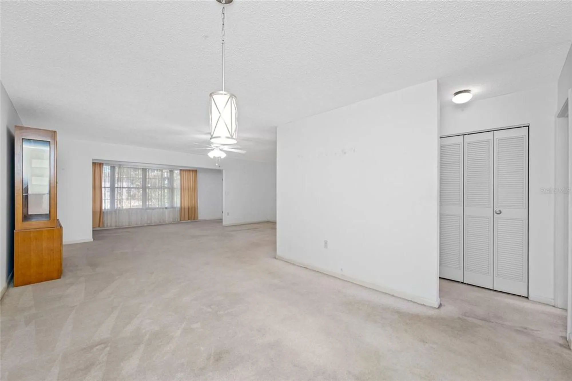 Property Slideshow image 15 of 39 | 5660 80th st n unit d207, St Petersburg, FL, 33709