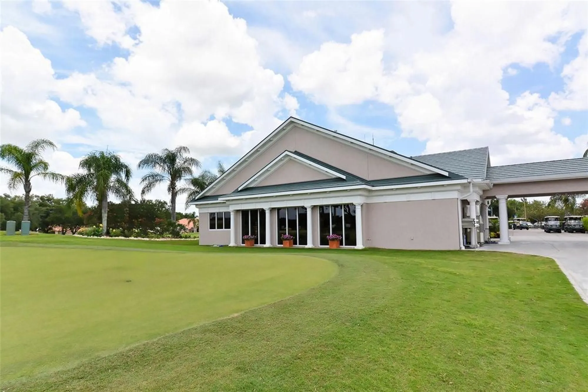 Property Slideshow image 42 of 61 | 6611 stone river rd 103, Bradenton, FL, 34203