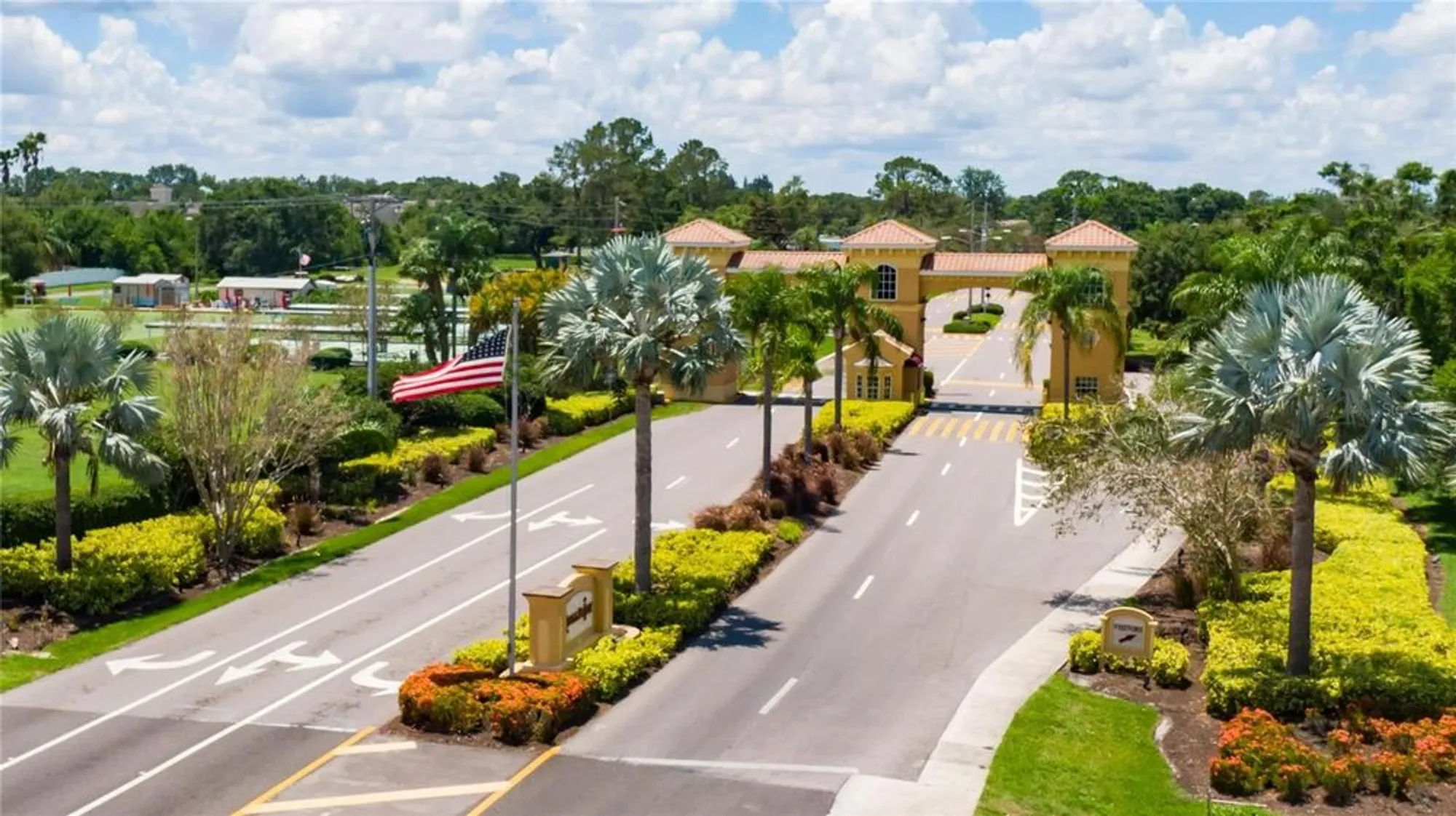 Property Slideshow image 29 of 40 | 413 lake point ct # 4b, Sun City Center, FL, 33573