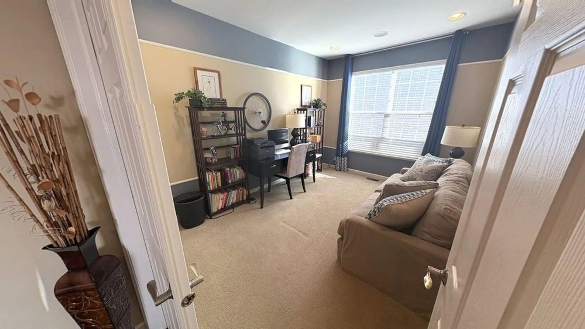 Property Slideshow image 22 of 39 | , Huntley, IL, 60142