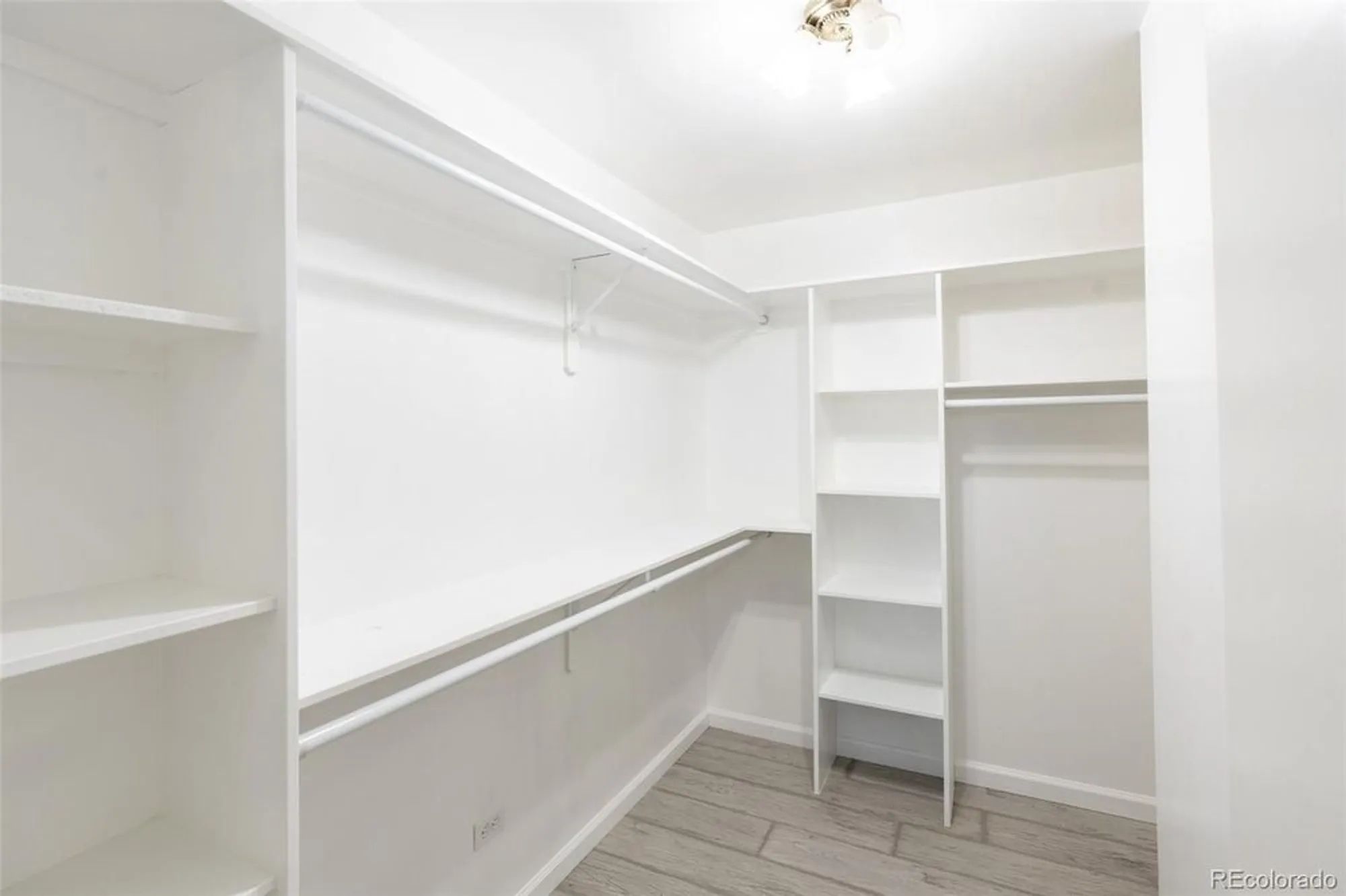 Property Slideshow image 21 of 31 | 650 s alton way apt 10c, Denver, CO, 80247