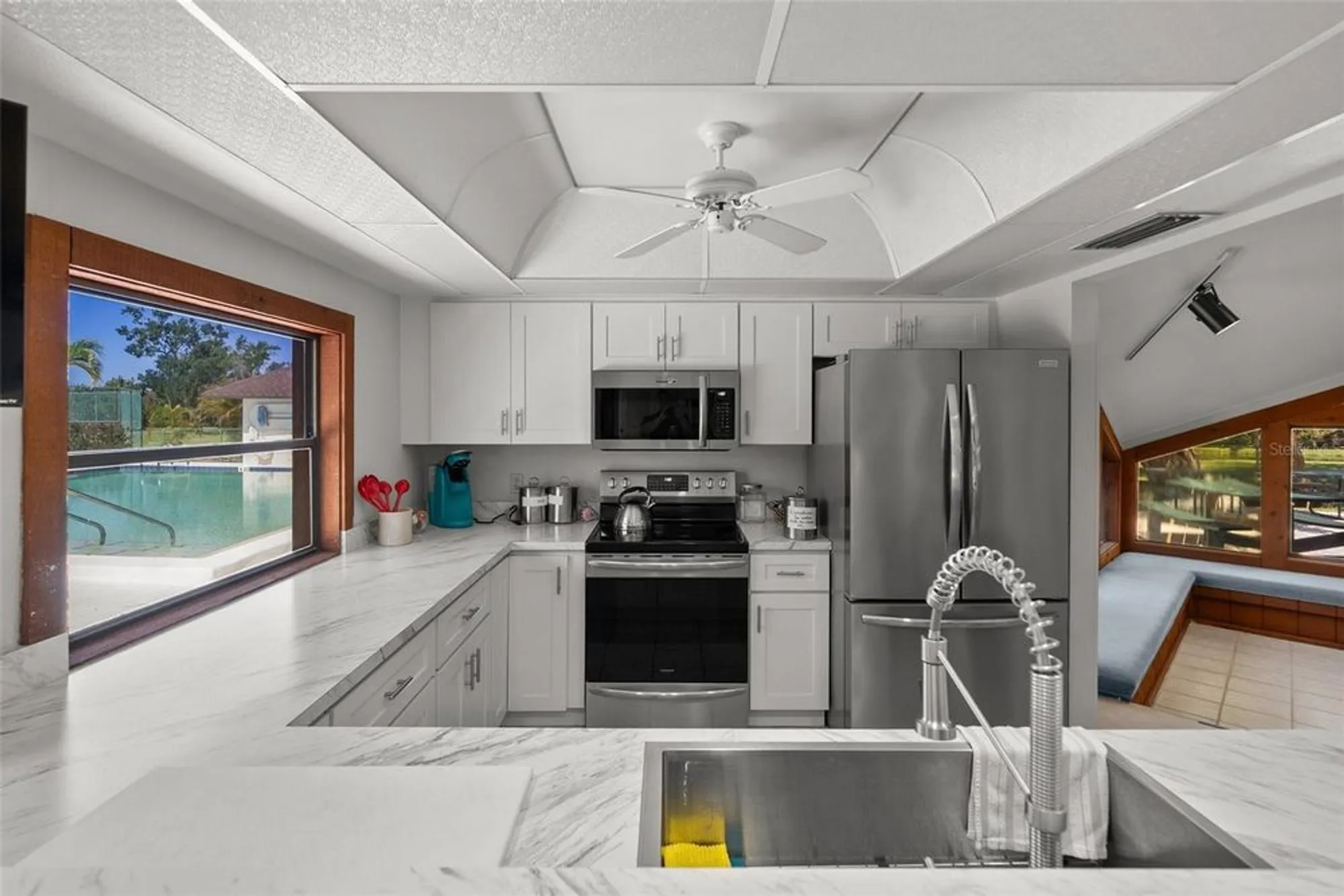 Property Slideshow image 43 of 50 | 6061 fairway ln 1411, Bradenton, FL, 34210