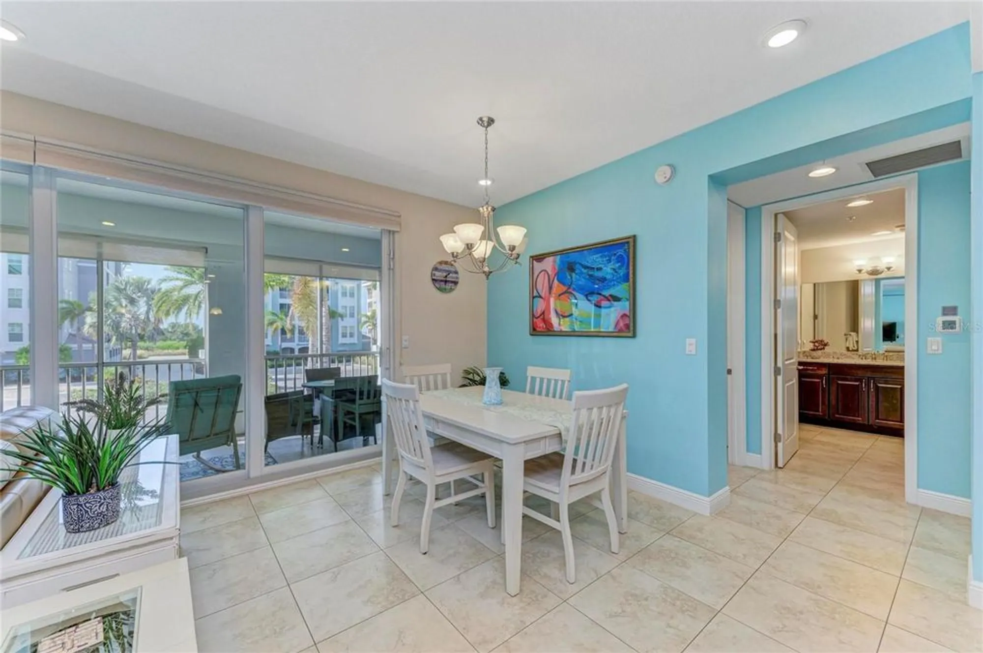 Property Slideshow image 12 of 100 | 391 aruba cir unit 101, Bradenton, FL, 34209