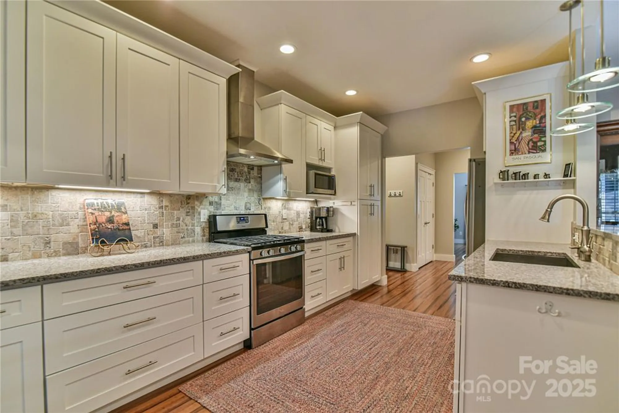 Property Slideshow image 4 of 32 | 34 waterbury ct, Hendersonville, NC, 28791