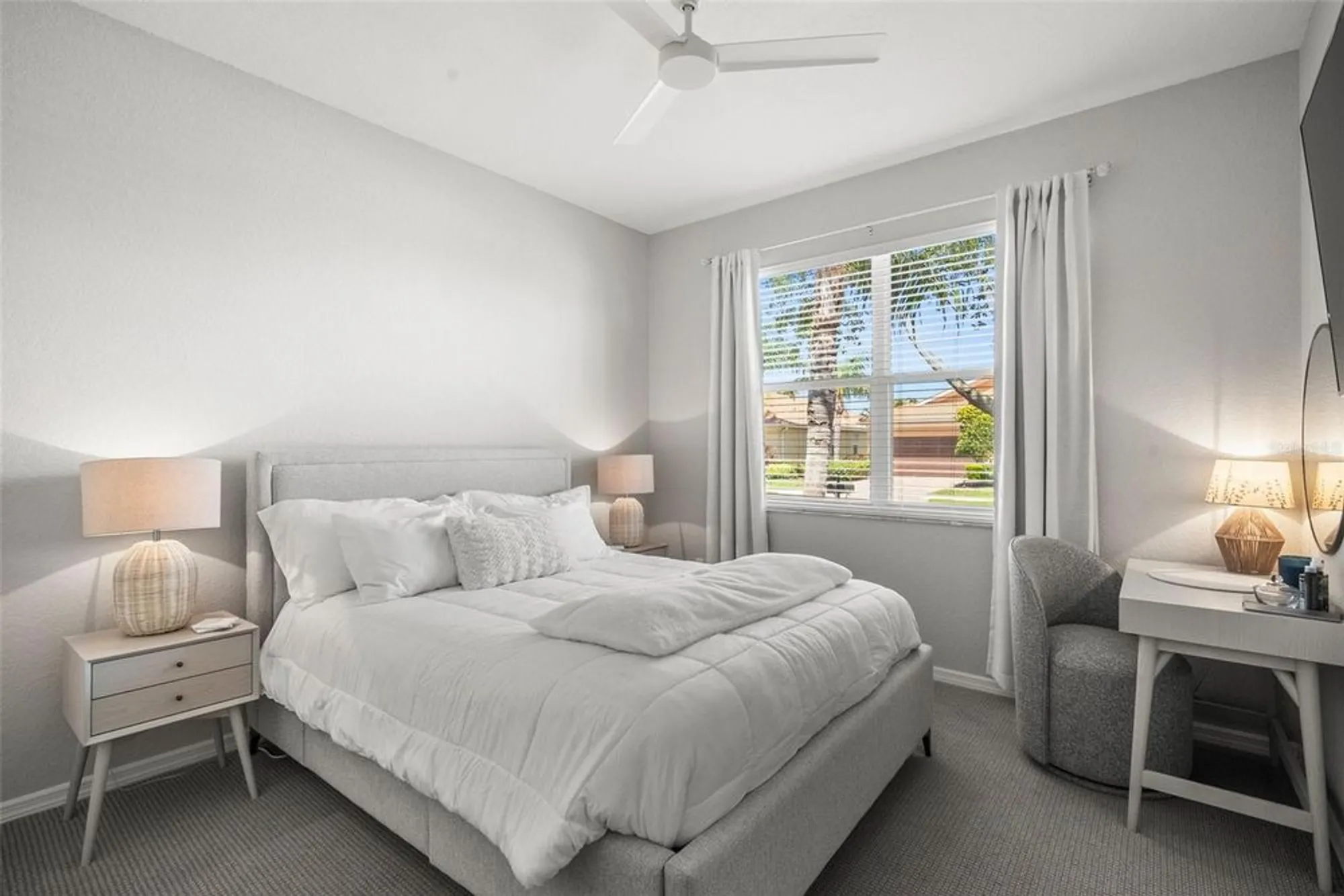 Property Slideshow image 24 of 52 | 358 river enclave ct, Bradenton, FL, 34212