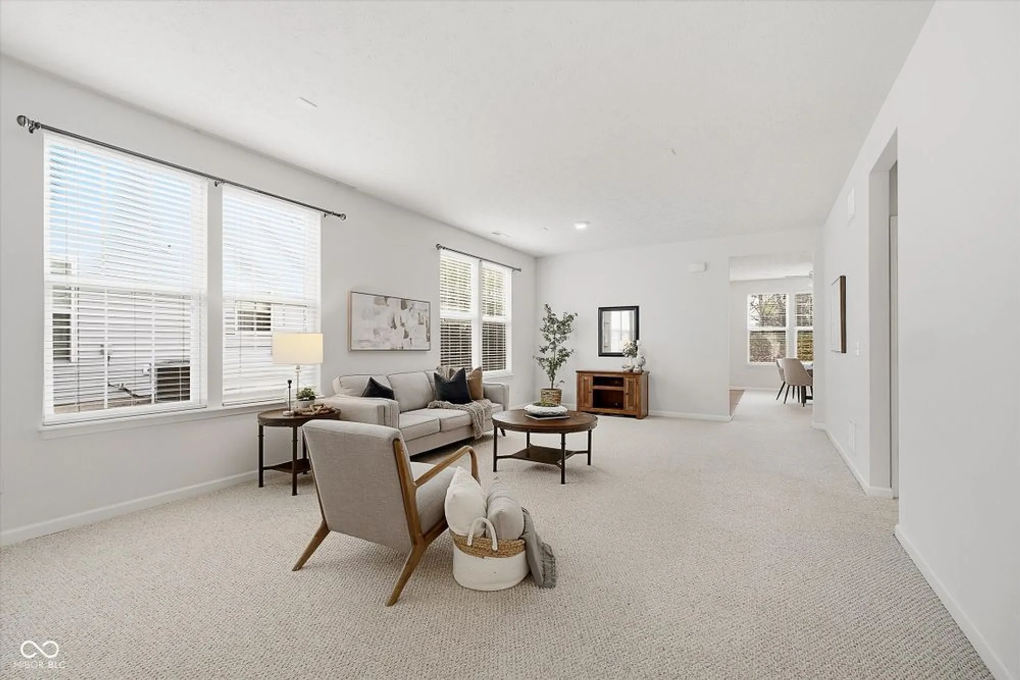 Property Slideshow image 5 of 42 | 12766 winery way, Fishers, IN, 46037