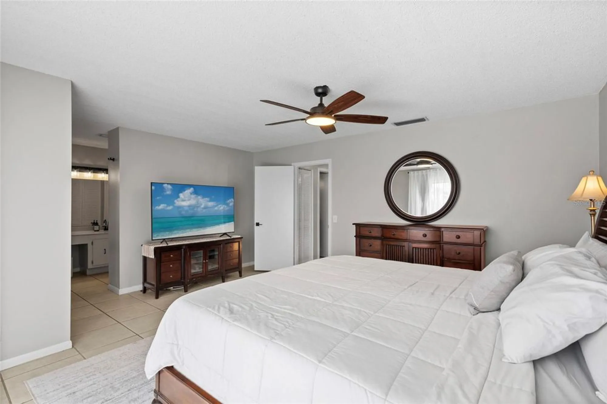 Property Slideshow image 35 of 52 | 6140 sun blvd unit 7, St Petersburg, FL, 33715