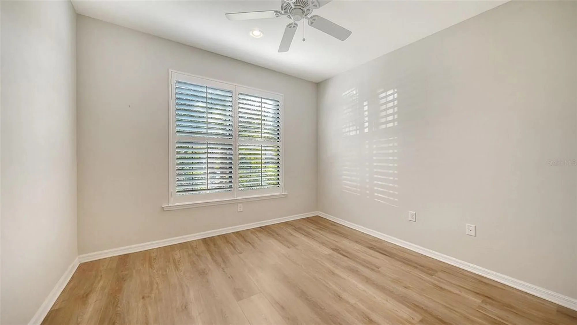 Property Slideshow image 24 of 64 | 5934 caspian tern dr, Sarasota, FL, 34238