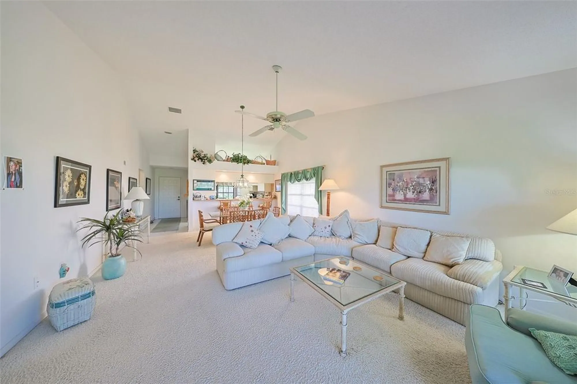 Property Slideshow image 18 of 56 | 5941 clubside dr # 5941, Sarasota, FL, 34243