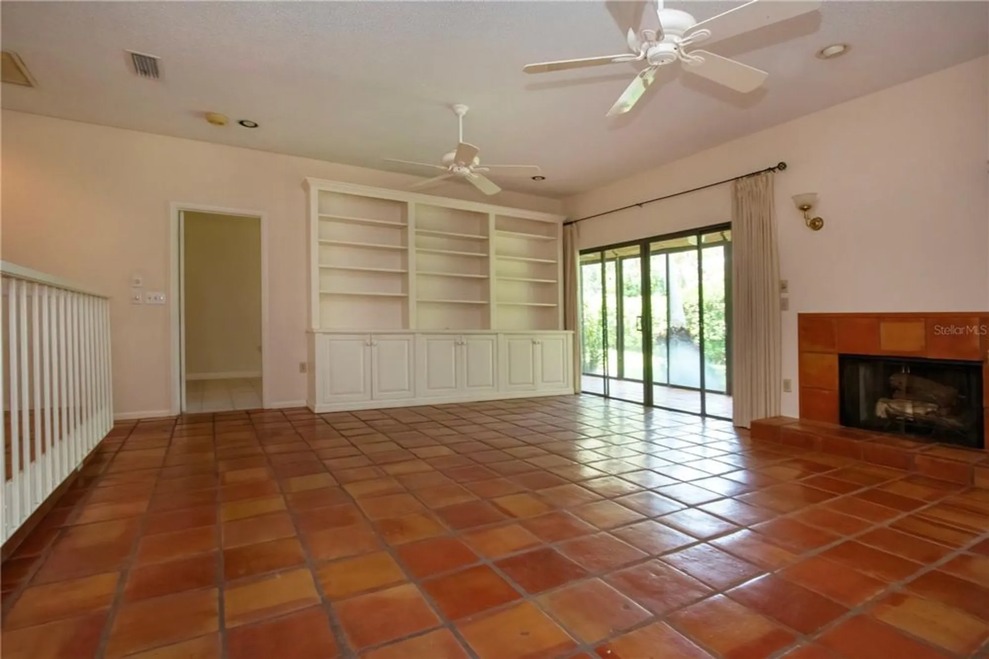 Property Slideshow image 18 of 48 | 4812 kestral park cir 20, Sarasota, FL, 34231