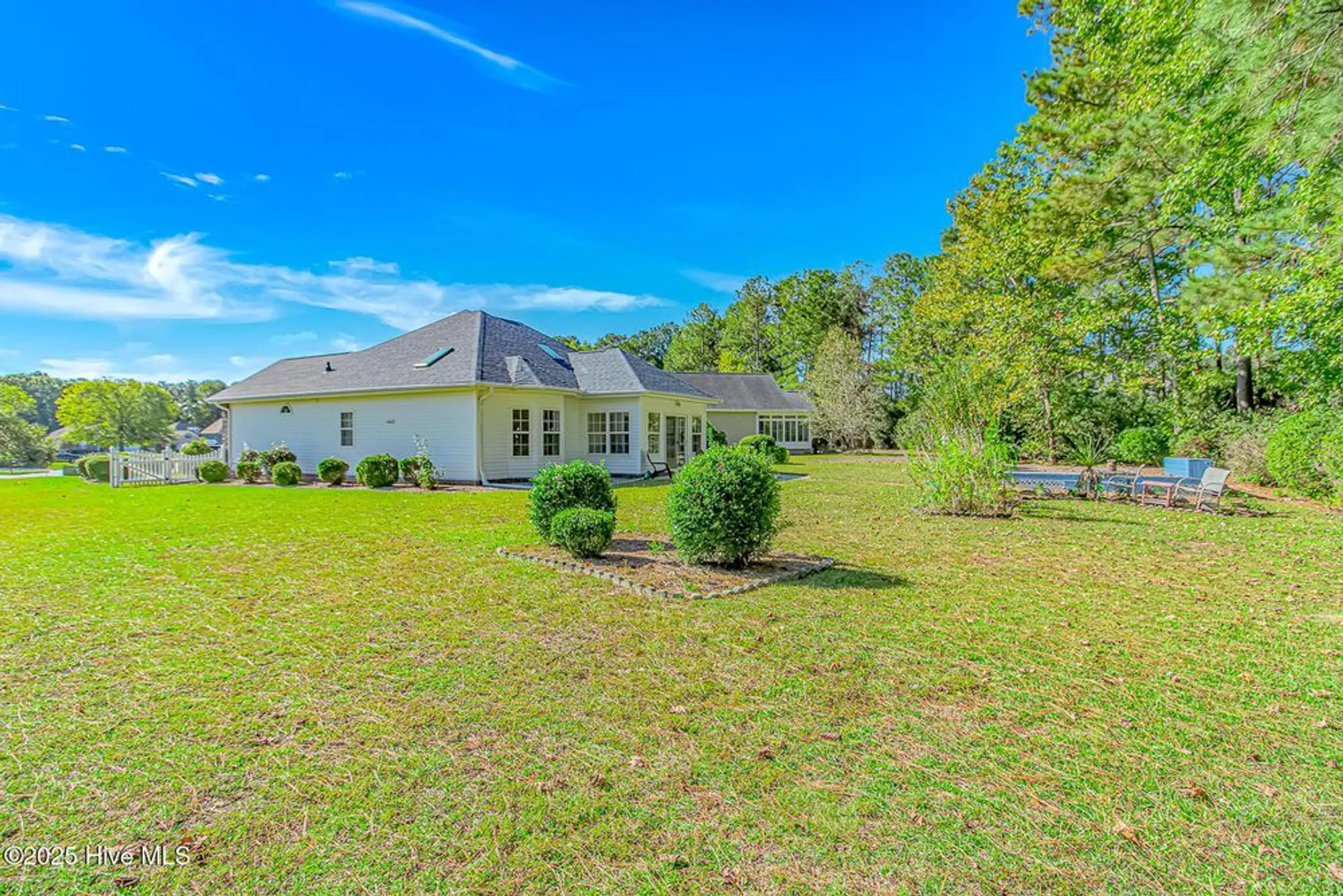 Property Slideshow image 26 of 40 | 299 ravennaside dr, Calabash, NC, 28467