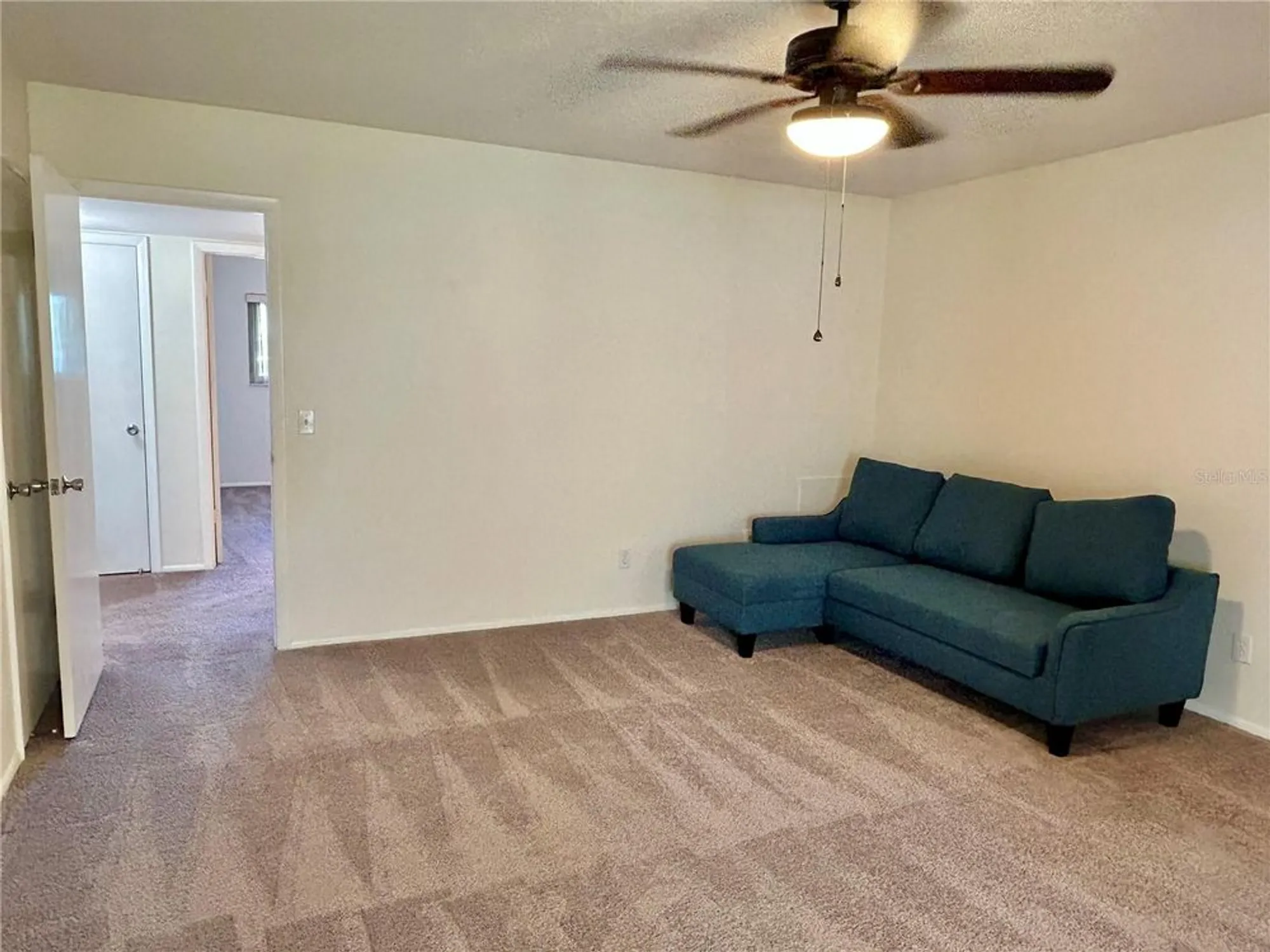 Property Slideshow image 18 of 54 | 2070 world parkway blvd apt 36, Clearwater, FL, 33763