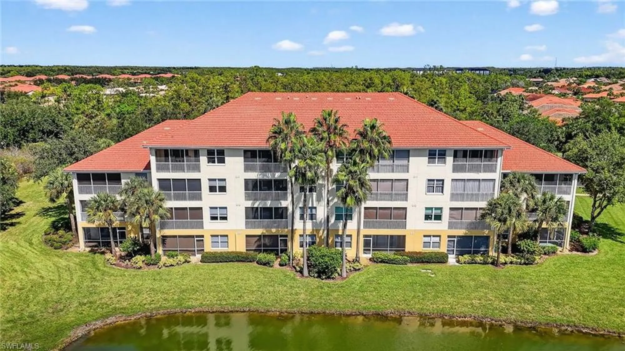 Property Slideshow image 2 of 47 | 10700 ravenna way 402, Fort Myers, FL, 33913