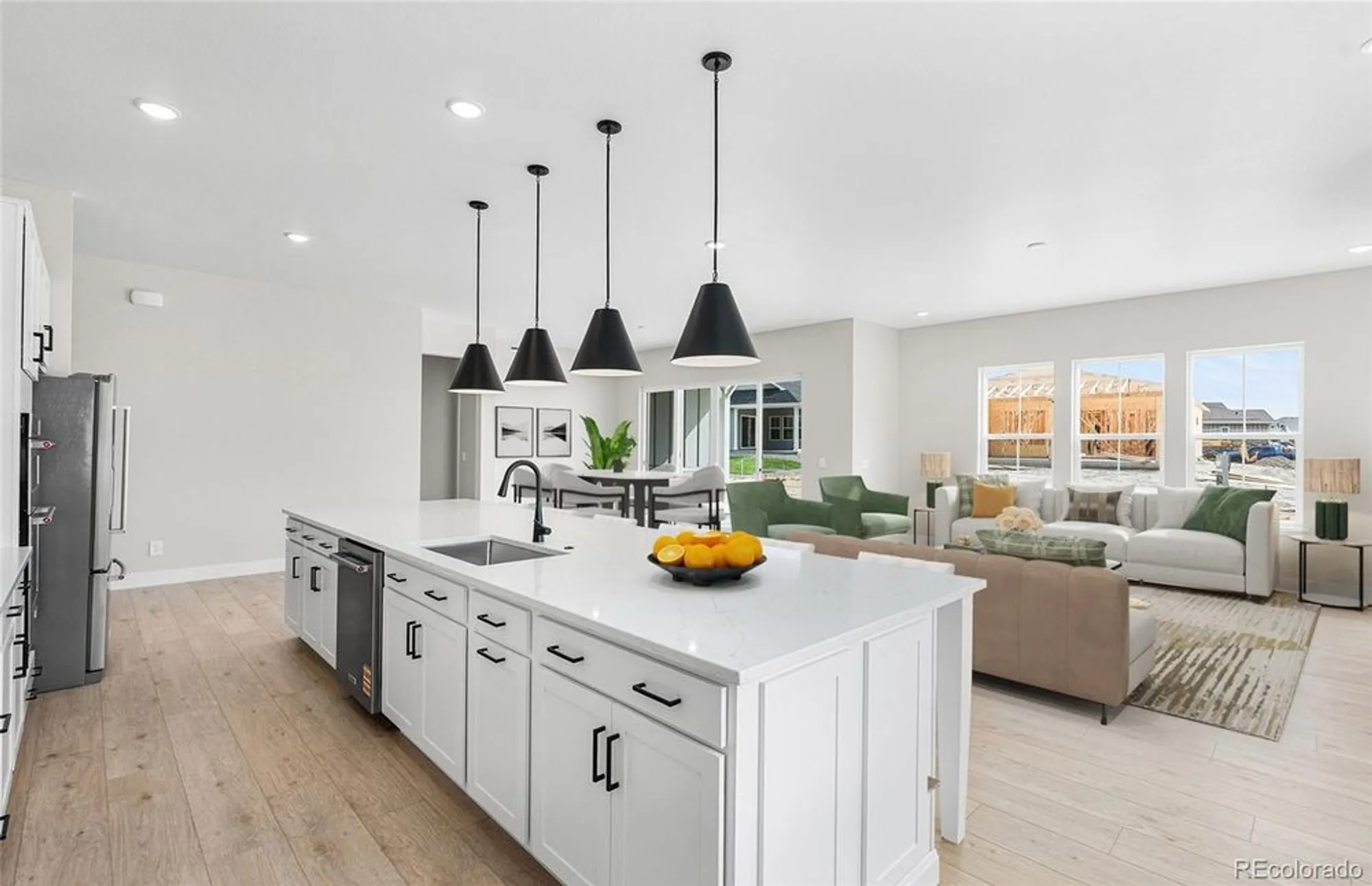 Property Slideshow image 10 of 45 | 8831 s quemoy st, Aurora, CO, 80016