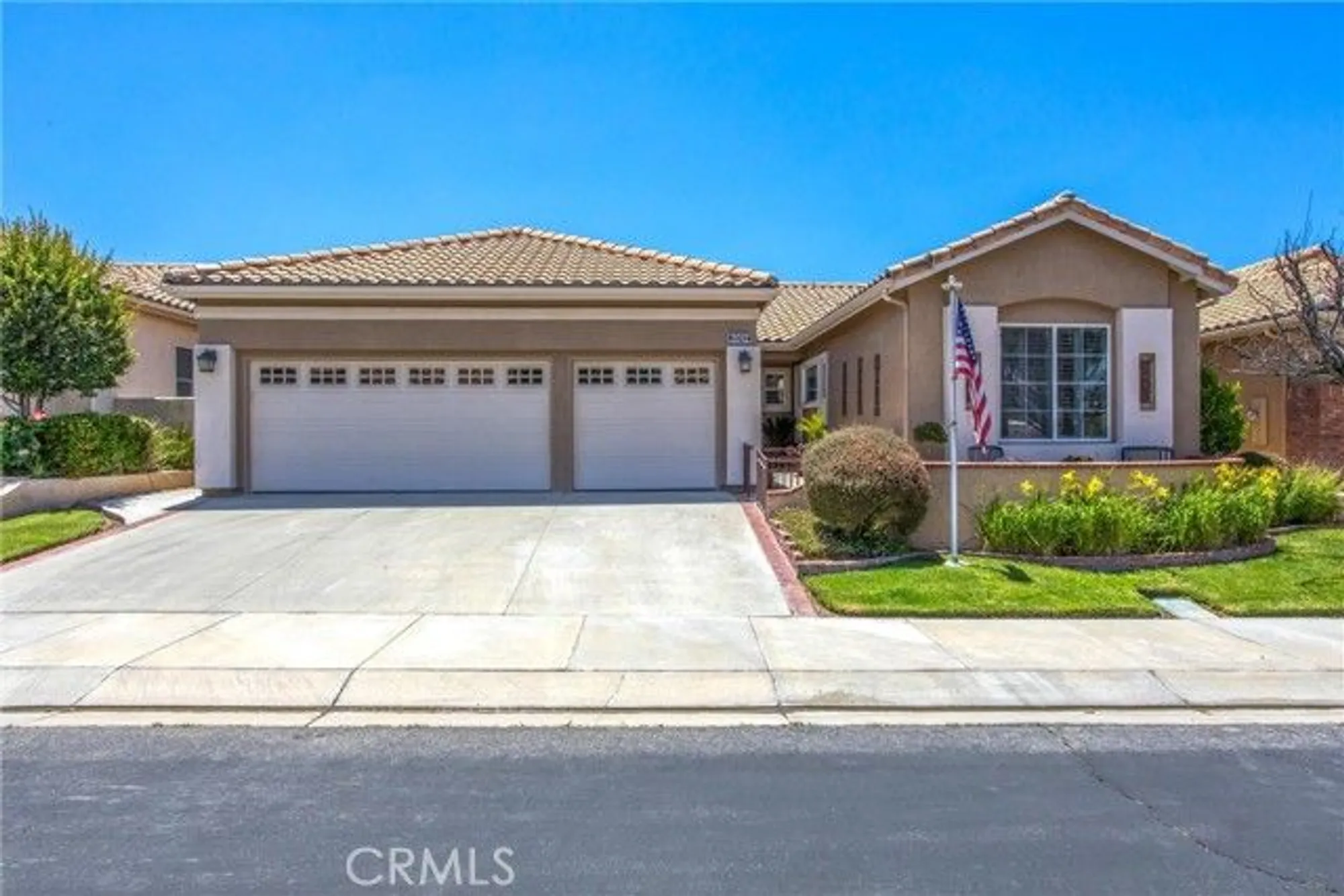 Property Slideshow image 2 of 37 | 2012 melbourne cir, Banning, CA, 92220