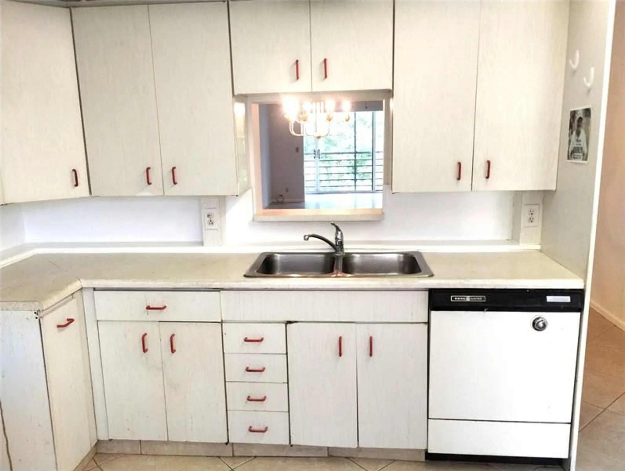 Property Slideshow image 4 of 50 | 2403 antigua cir e3, Coconut Creek, FL, 33066