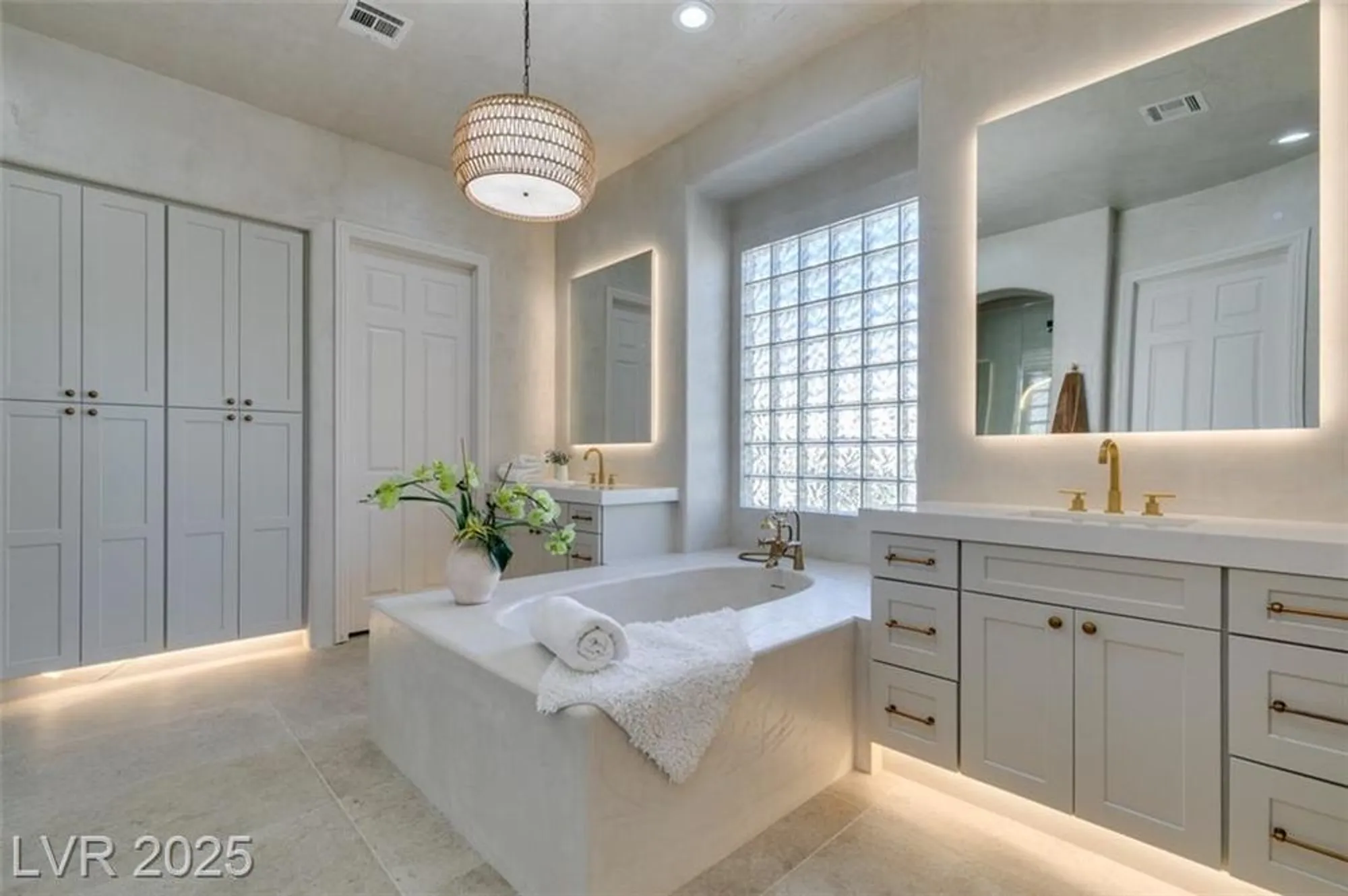 Property Slideshow image 30 of 32 | 5192 estasi st, Las Vegas, NV, 89135