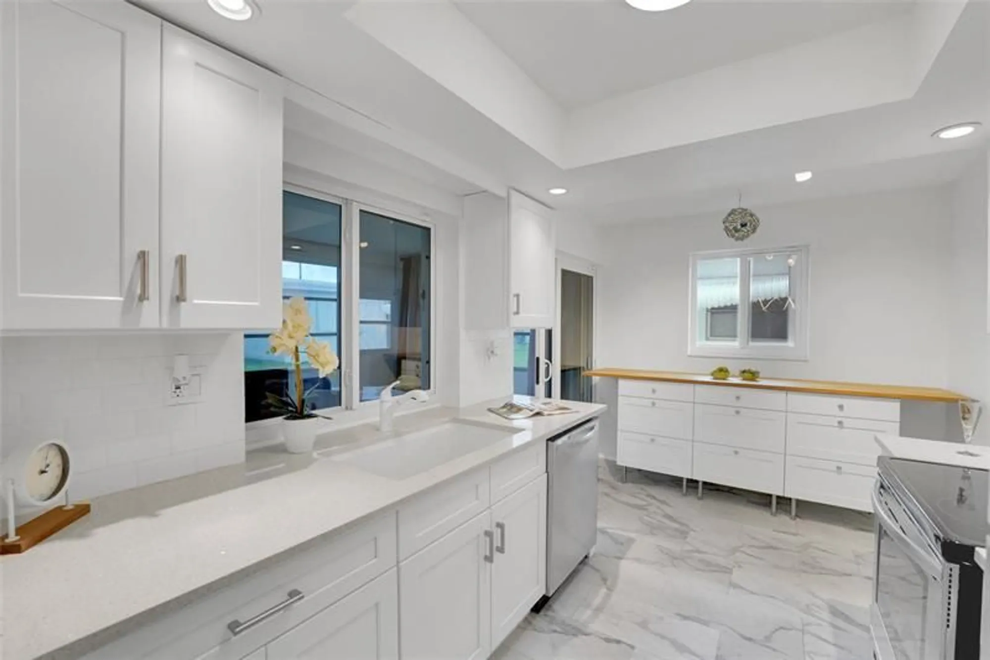 Property Slideshow image 23 of 58 | 260 s golf blvd, Pompano Beach, FL, 33064