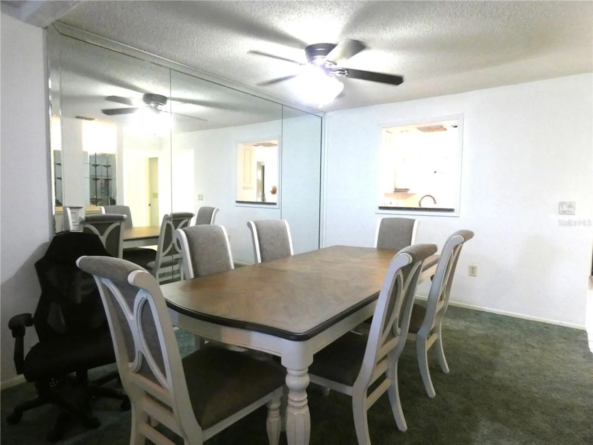 Property Slideshow image 12 of 33 | 11231 dollar lake dr apt 6, Port Richey, FL, 34668
