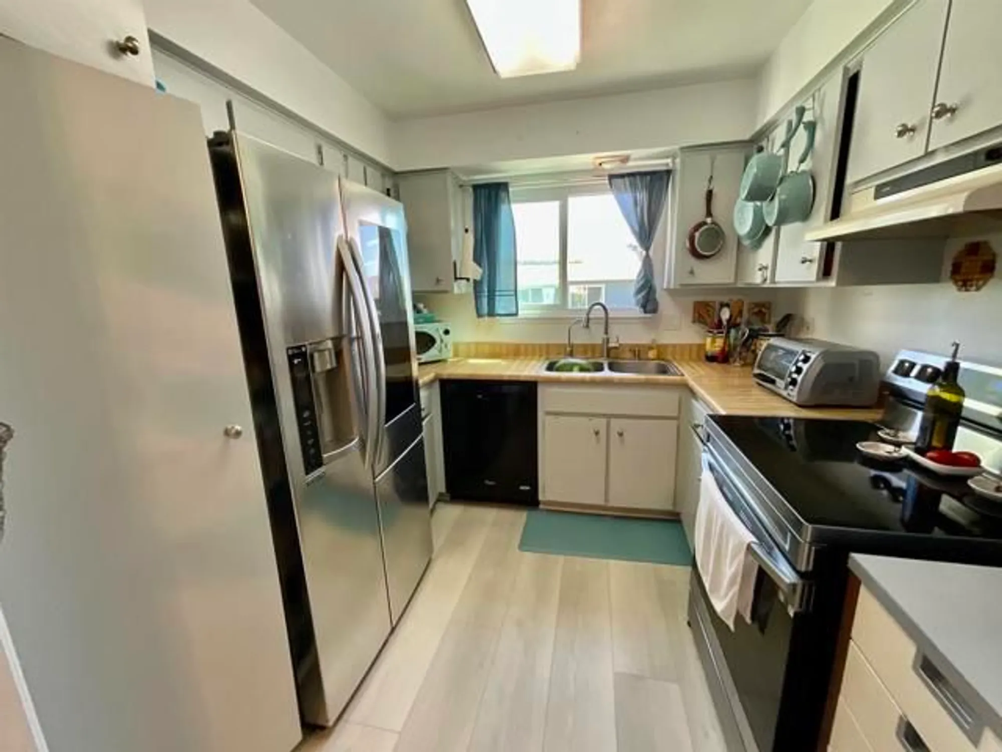 Property Slideshow image 15 of 39 | 3631 brandywine st, Oceanside, CA, 92057