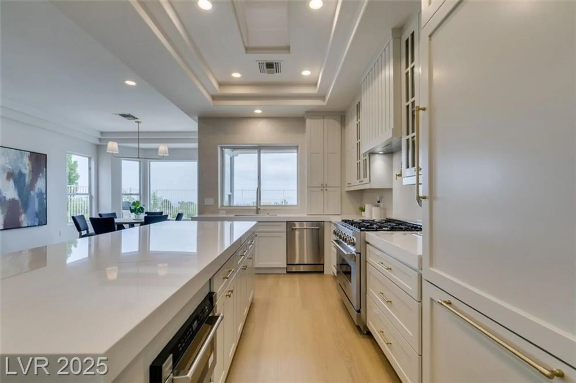 Property Slideshow image 21 of 39 | 2104 hot oak ridge st, Las Vegas, NV, 89134