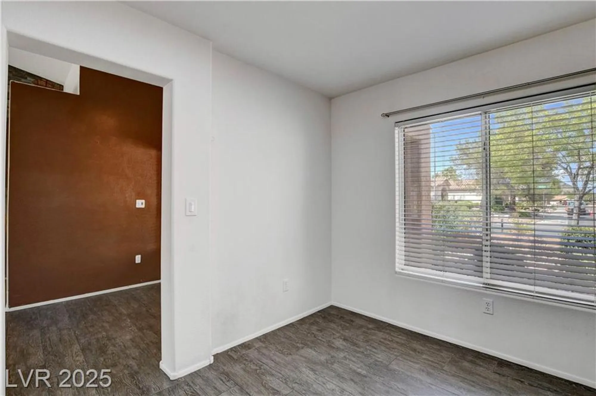 Property Slideshow image 31 of 58 | 9929 hemet dr, Las Vegas, NV, 89134