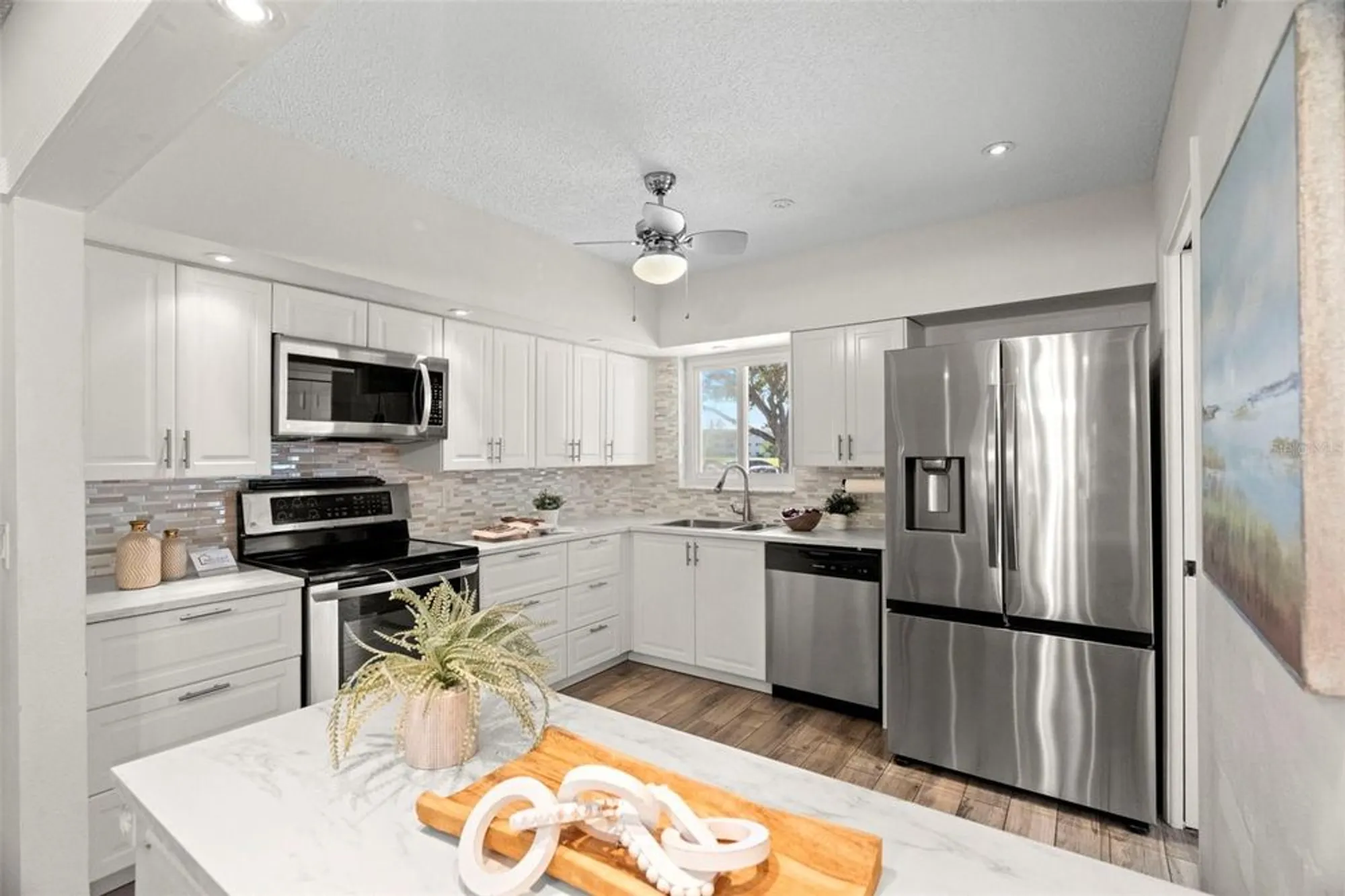 Property Slideshow image 7 of 33 | 2440 world parkway blvd apt 16, Clearwater, FL, 33763