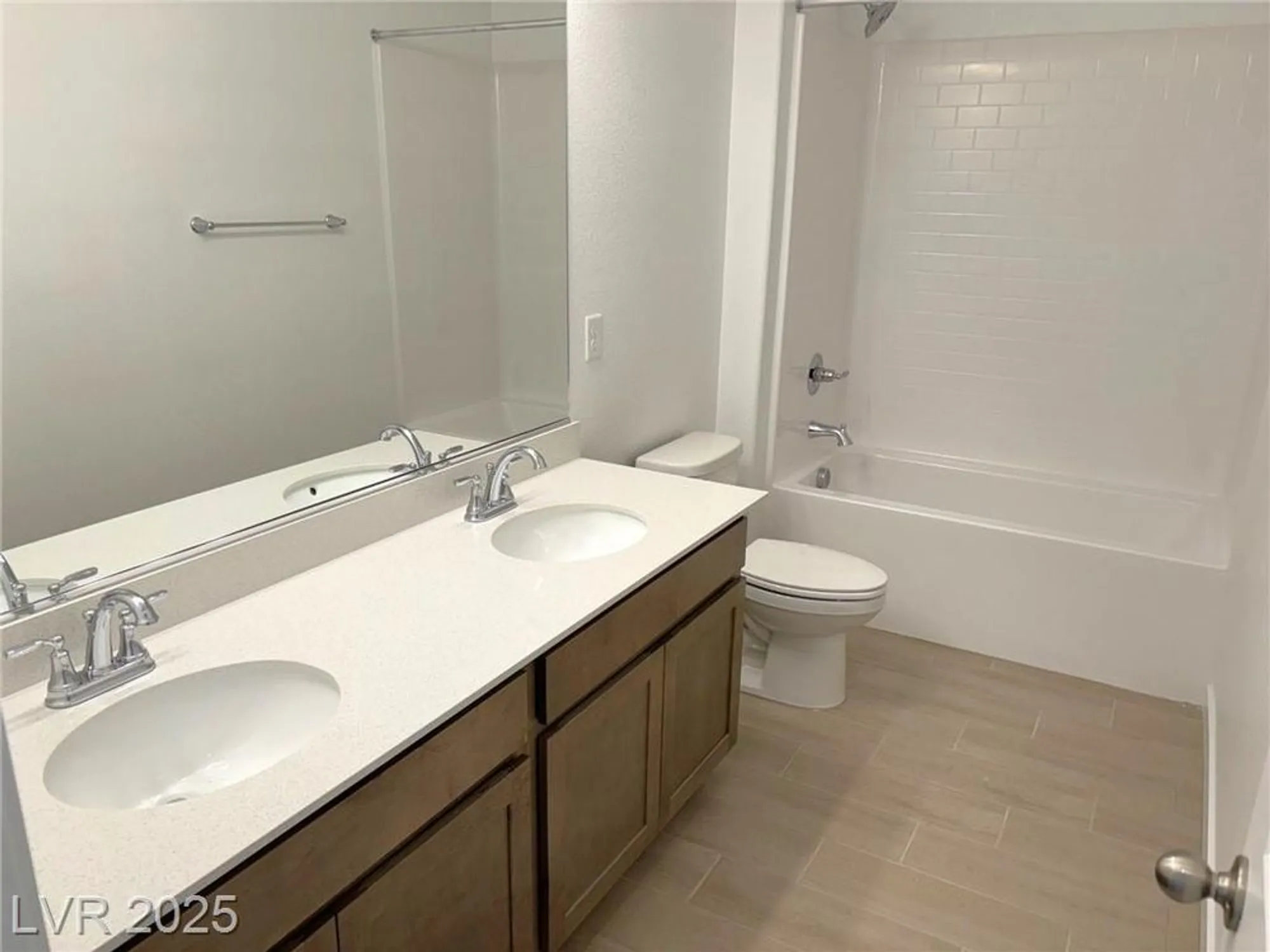 Property Slideshow image 5 of 26 | 4332 angel falls ct, Pahrump, NV, 89061