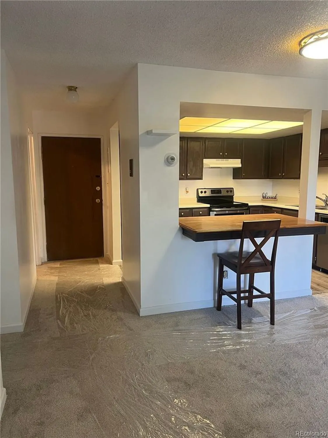 Property Slideshow image 2 of 19 | 13992 e marina dr 303, Aurora, CO, 80014