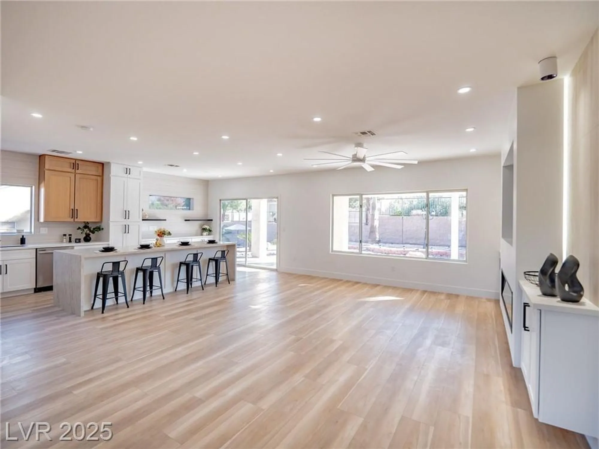 Property Slideshow image 11 of 43 | 2537 terrytown ave, Henderson, NV, 89052