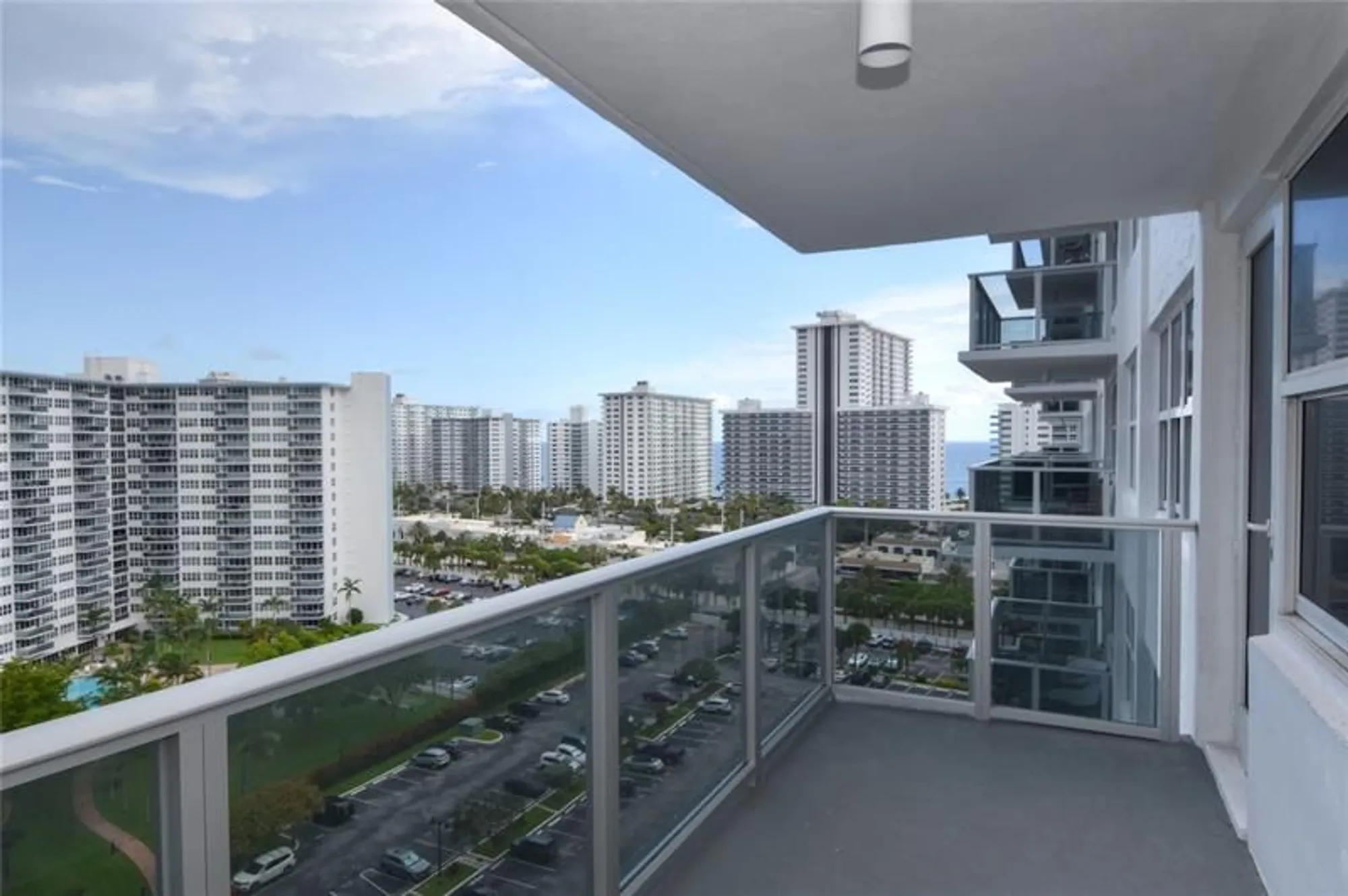 Property Slideshow image 21 of 38 | 3333 ne 34th st 1402, Fort Lauderdale, FL, 33308