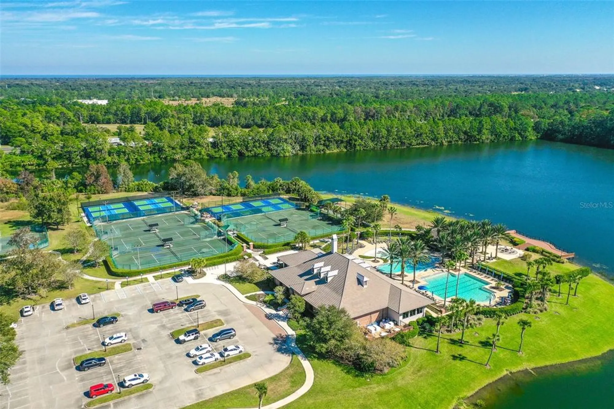 Property Slideshow image 71 of 88 | 945 stone lake dr, Ormond Beach, FL, 32174