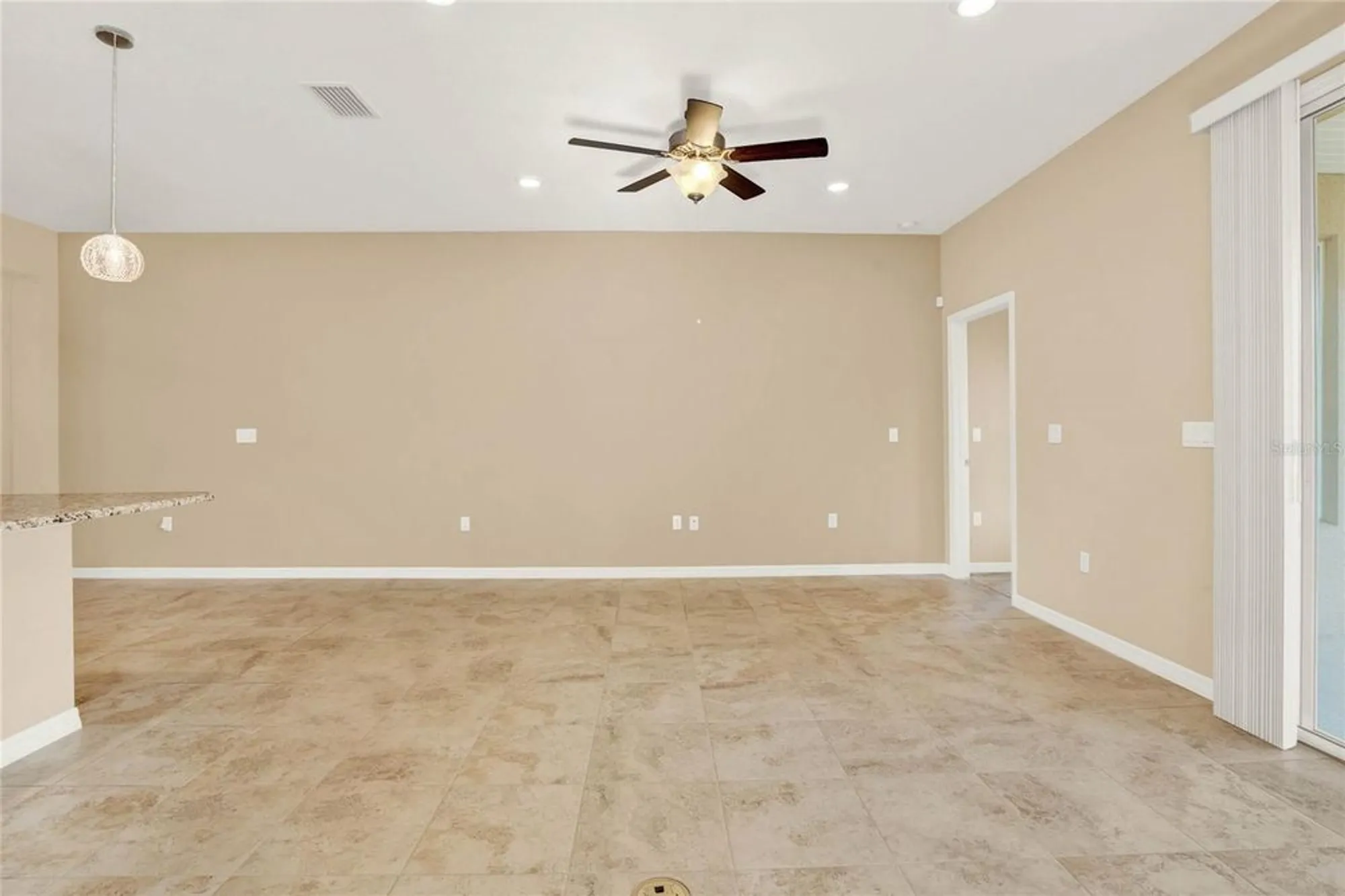 Property Slideshow image 15 of 57 | 440 alcove dr, Groveland, FL, 34736