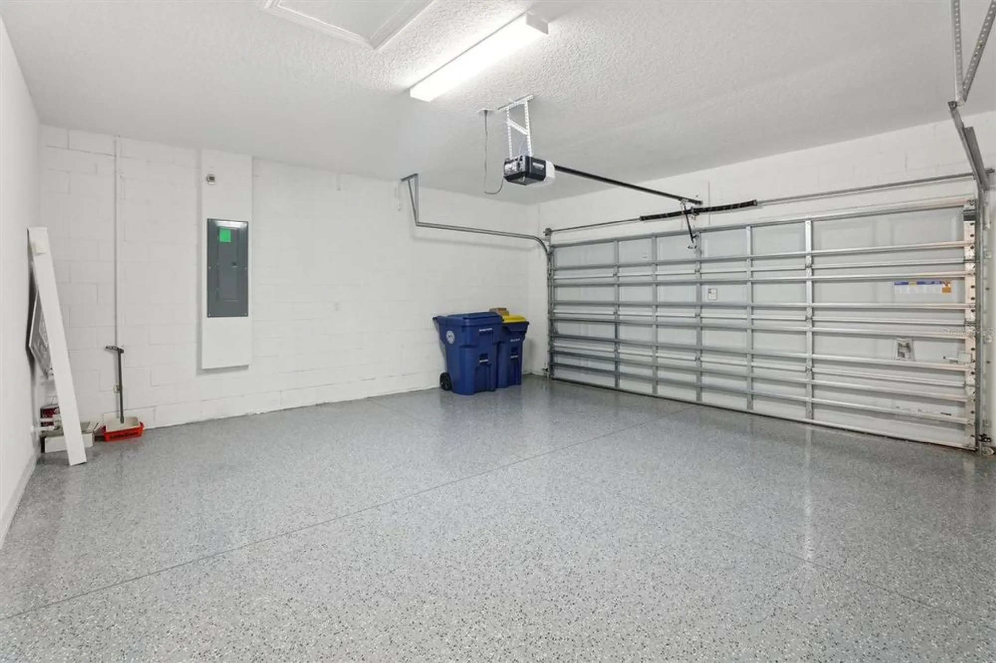 Property Slideshow image 33 of 37 | 2797 top hill ct, Minneola, FL, 34715