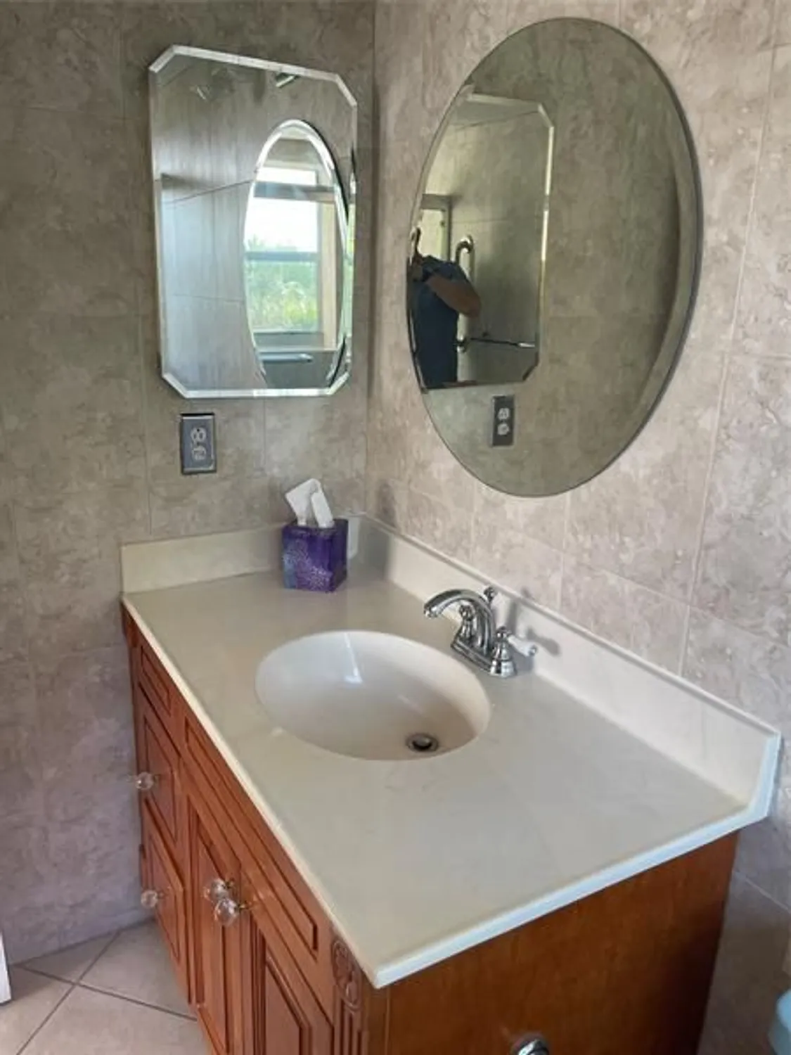 Property Slideshow image 12 of 31 | 1025 country club dr 301, Margate, FL, 33063