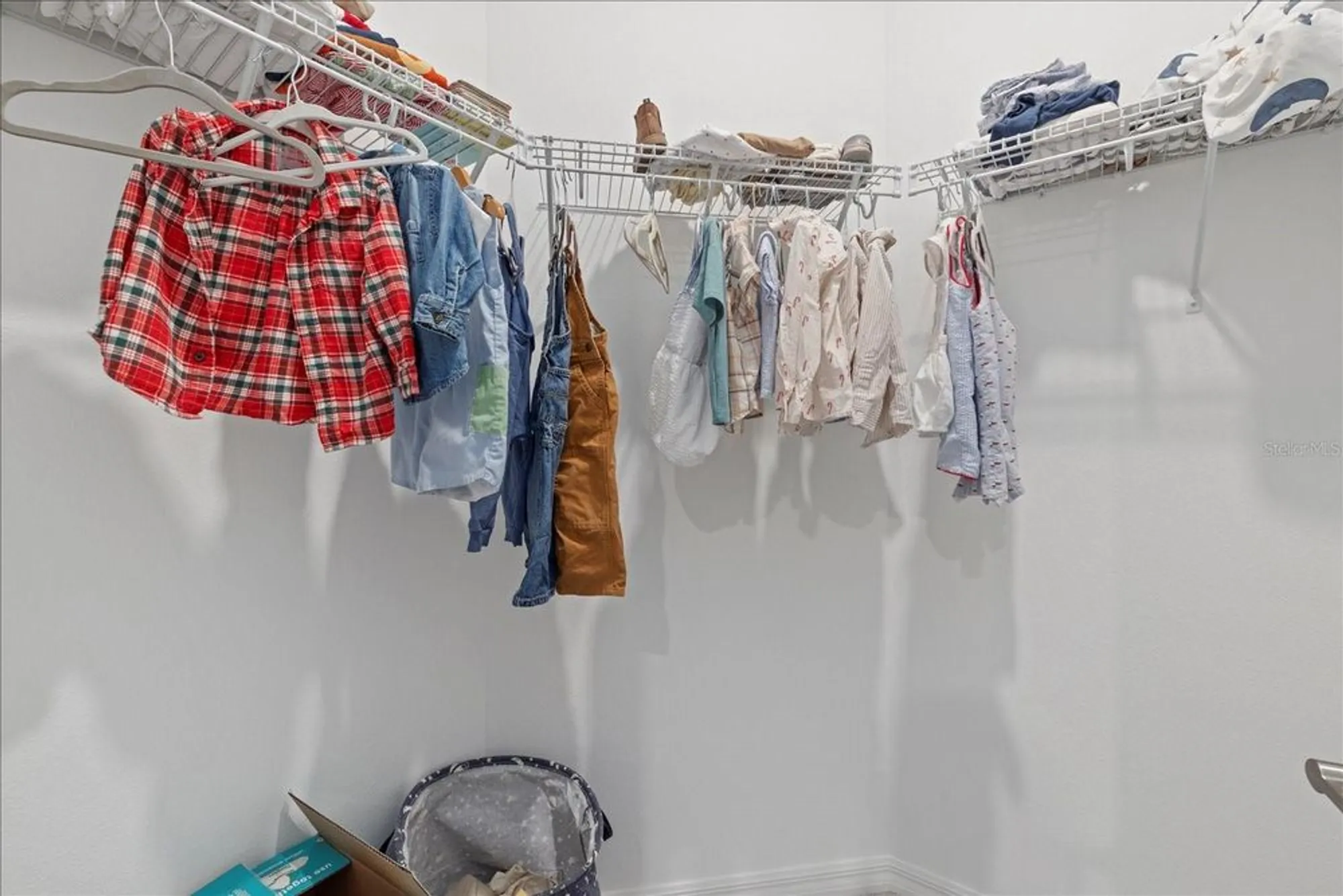 Property Slideshow image 33 of 52 | 4423 pond brook ct, Bradenton, FL, 34211