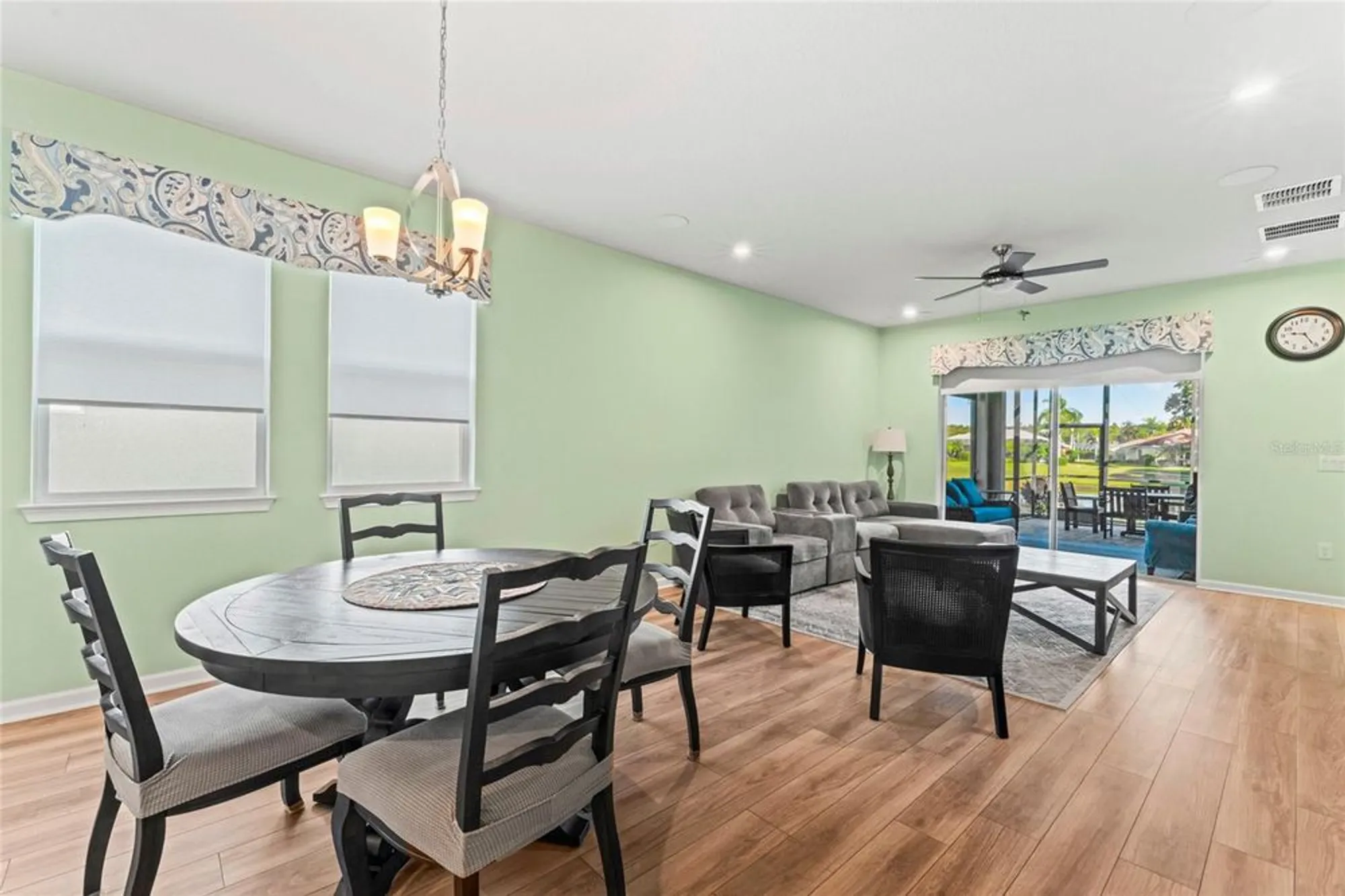 Property Slideshow image 17 of 47 | 3764 maxwell park dr, Sun City Center, FL, 33573