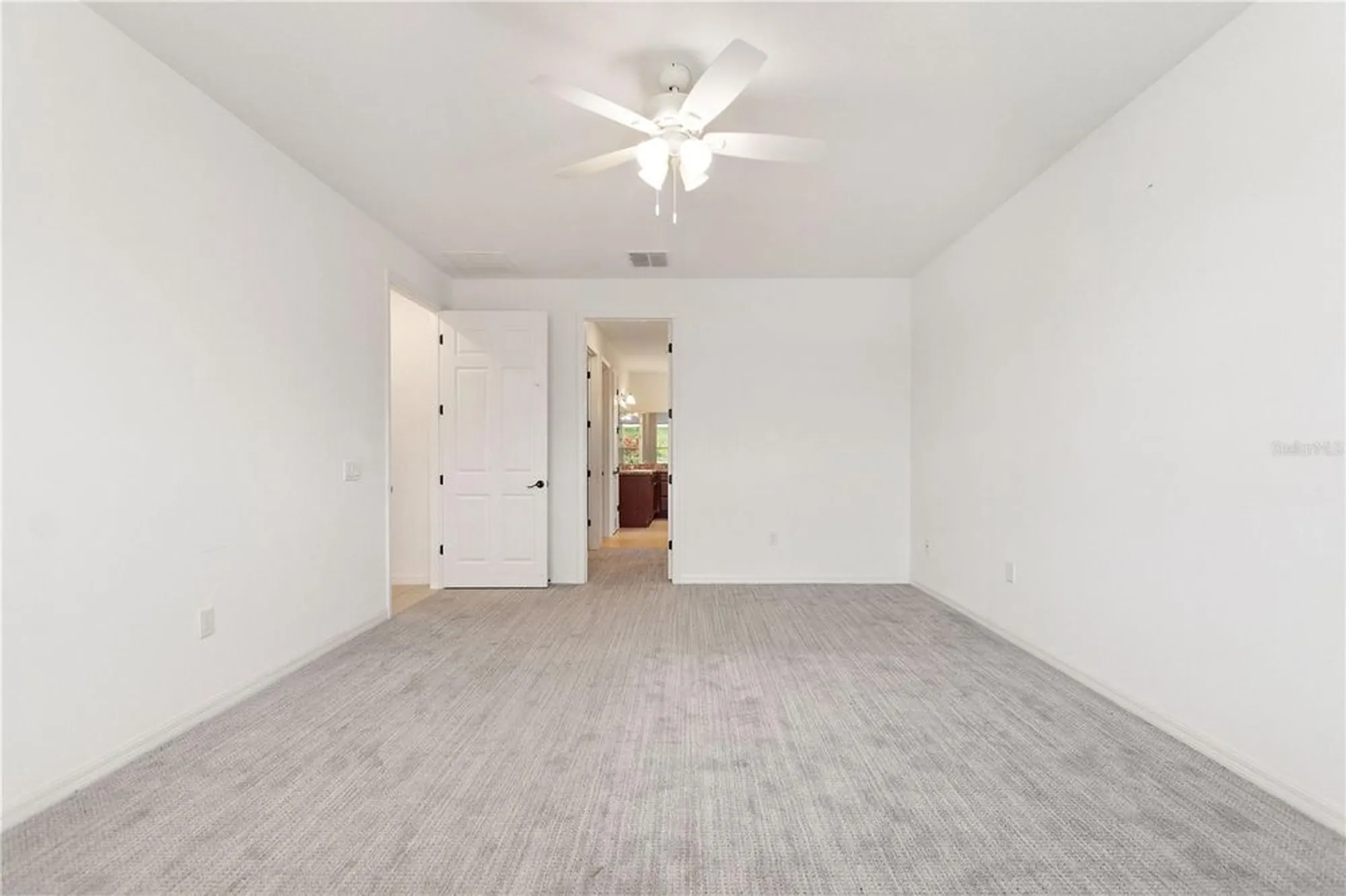 Property Slideshow image 22 of 46 | 803 jasmine creek rd, Kissimmee, FL, 34759