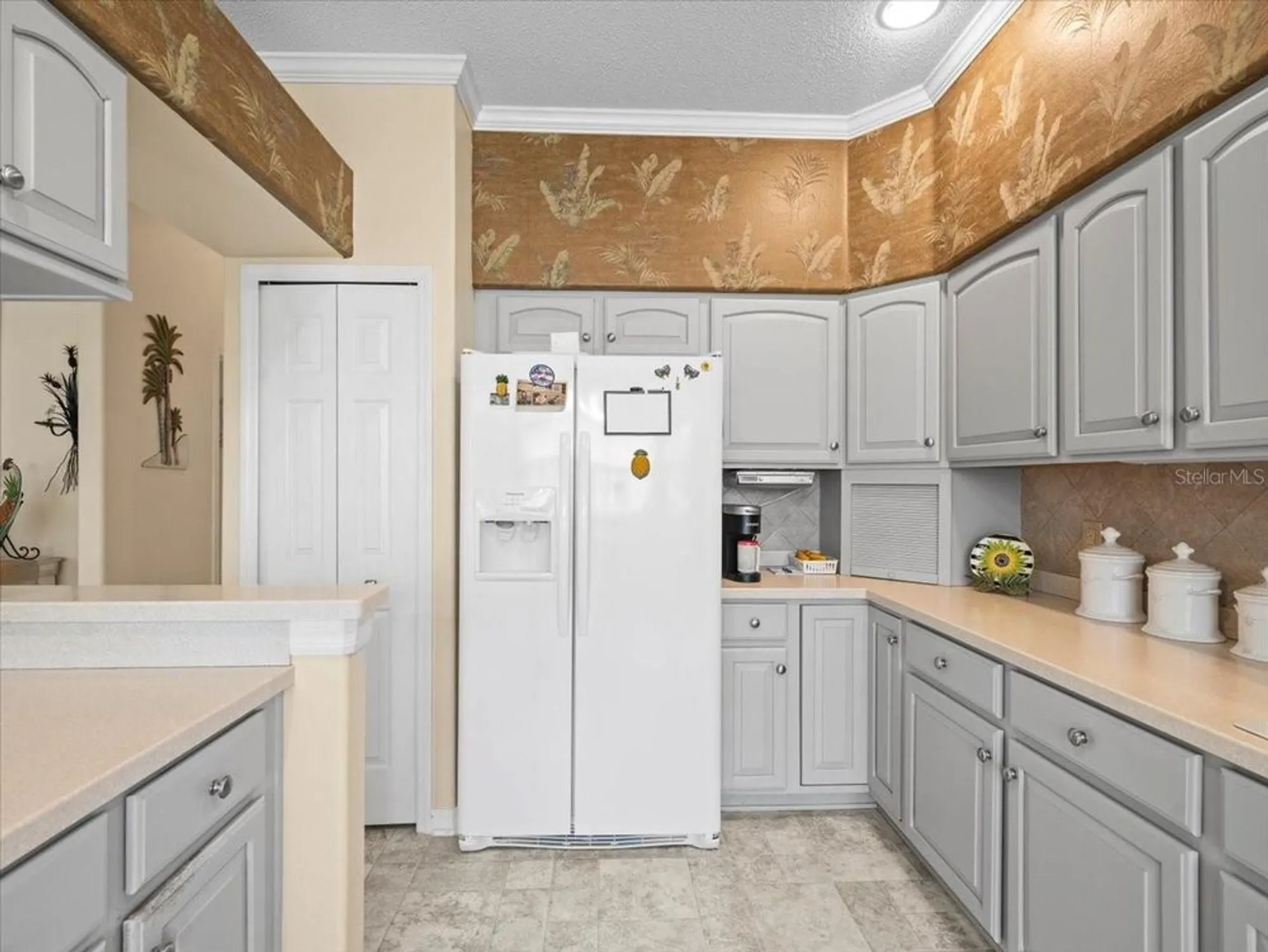 Property Slideshow image 17 of 57 | 18514 hidden pines way, Hudson, FL, 34667