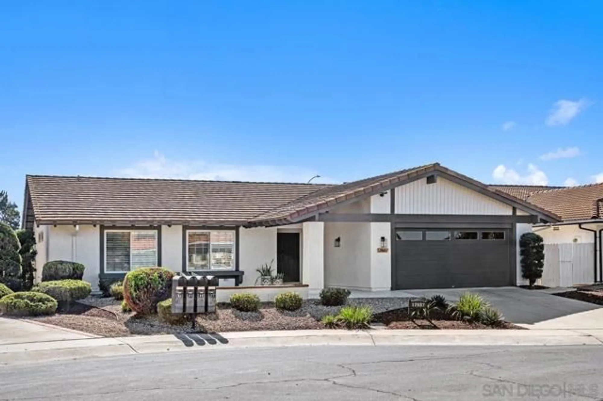 Property Slideshow image 48 of 48 | 12687 senda acantilada, San Diego, CA, 92128