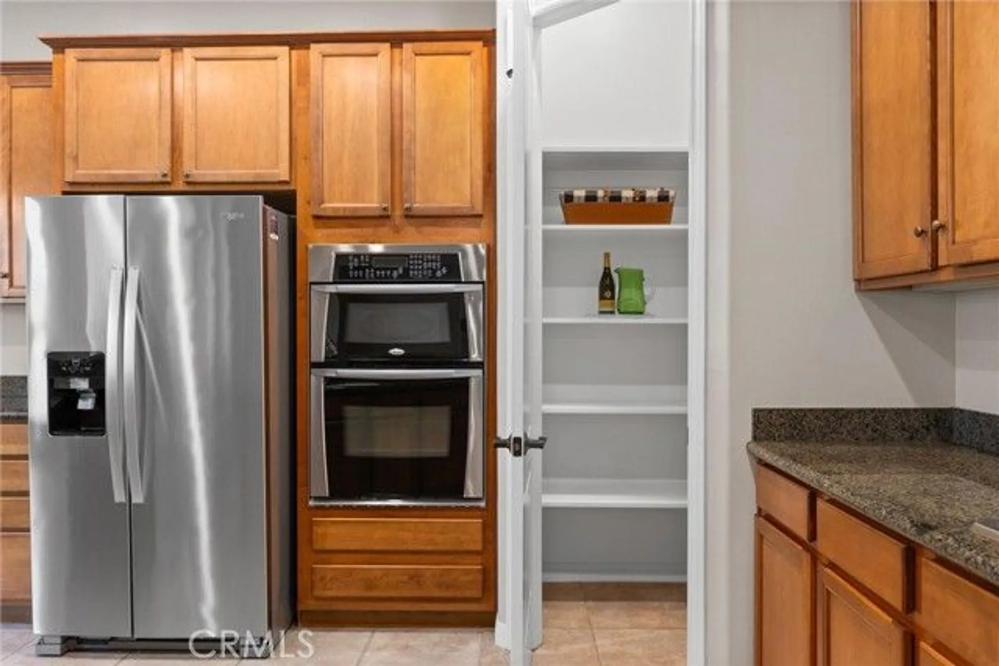 Property Slideshow image 16 of 53 | 307 coachman way, Bakersfield, CA, 93312