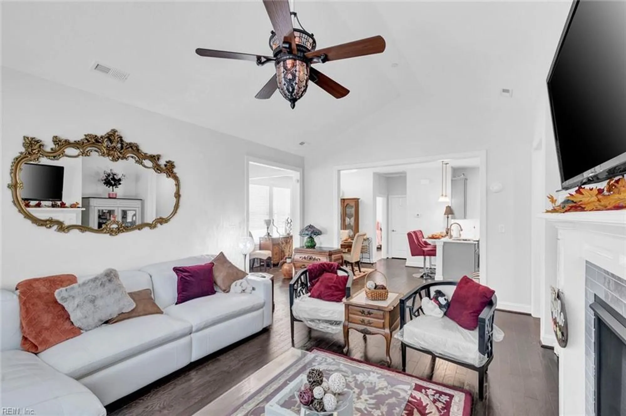 Property Slideshow image 18 of 36 | 936 biltmore way # 37, Chesapeake, VA, 23320