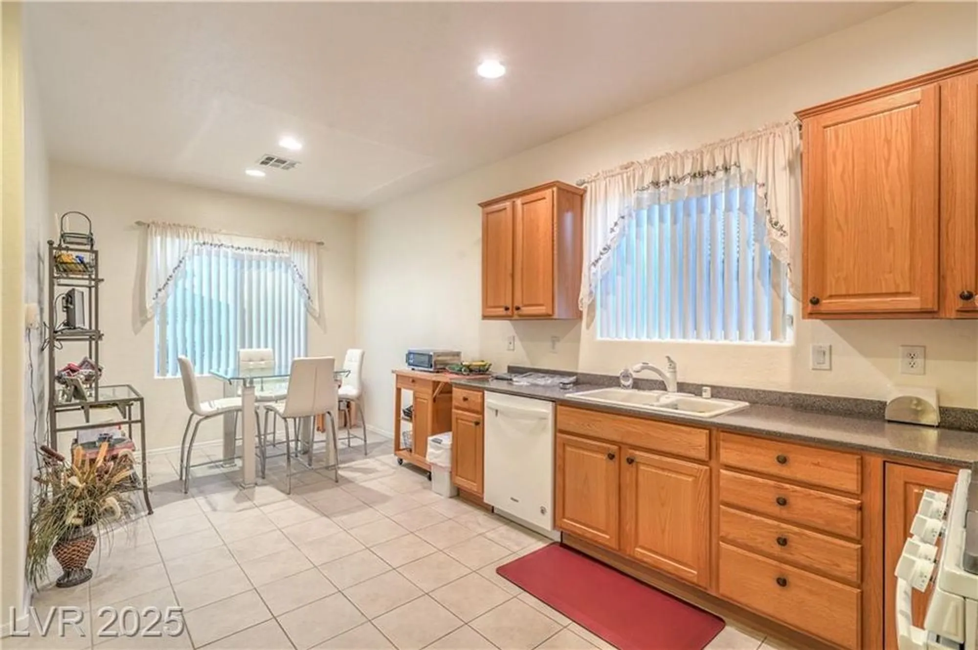 Property Slideshow image 8 of 45 | 2344 apparition st, Henderson, NV, 89044