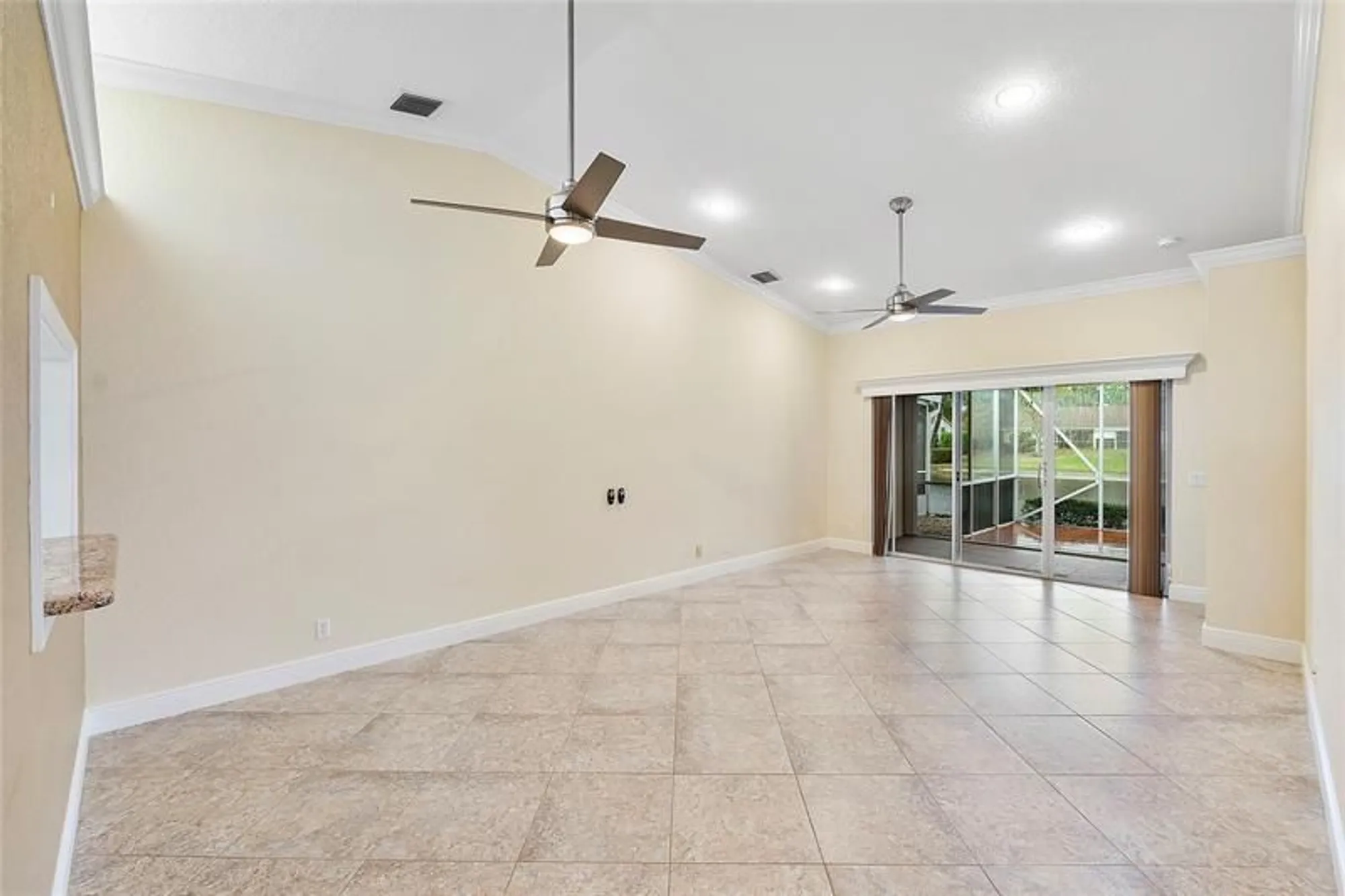 Property Slideshow image 13 of 43 | 120 sausalito dr, Boynton Beach, FL, 33436