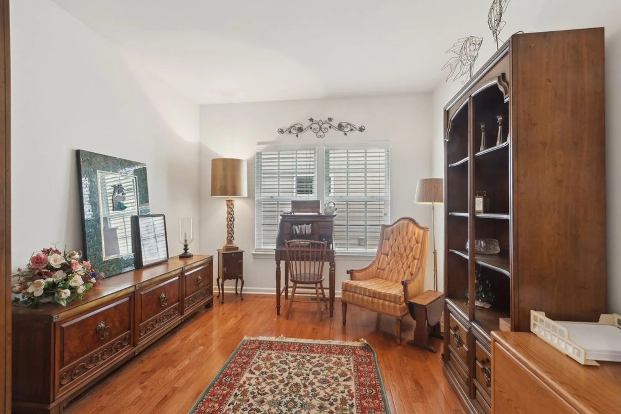 Property Slideshow image 4 of 18 | 1616 colchester ln, Aurora, IL, 60505