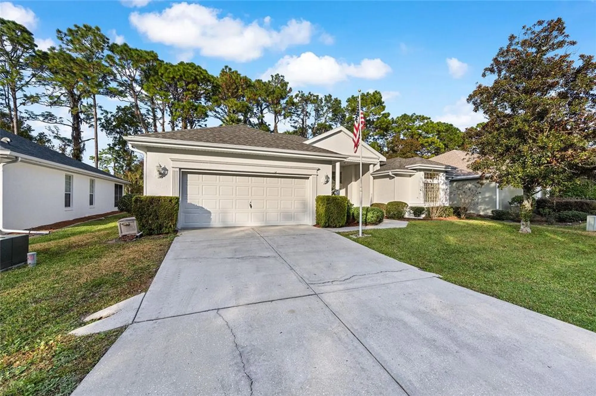 Property Slideshow image 4 of 66 | 11621 sw 72nd cir, Ocala, FL, 34476