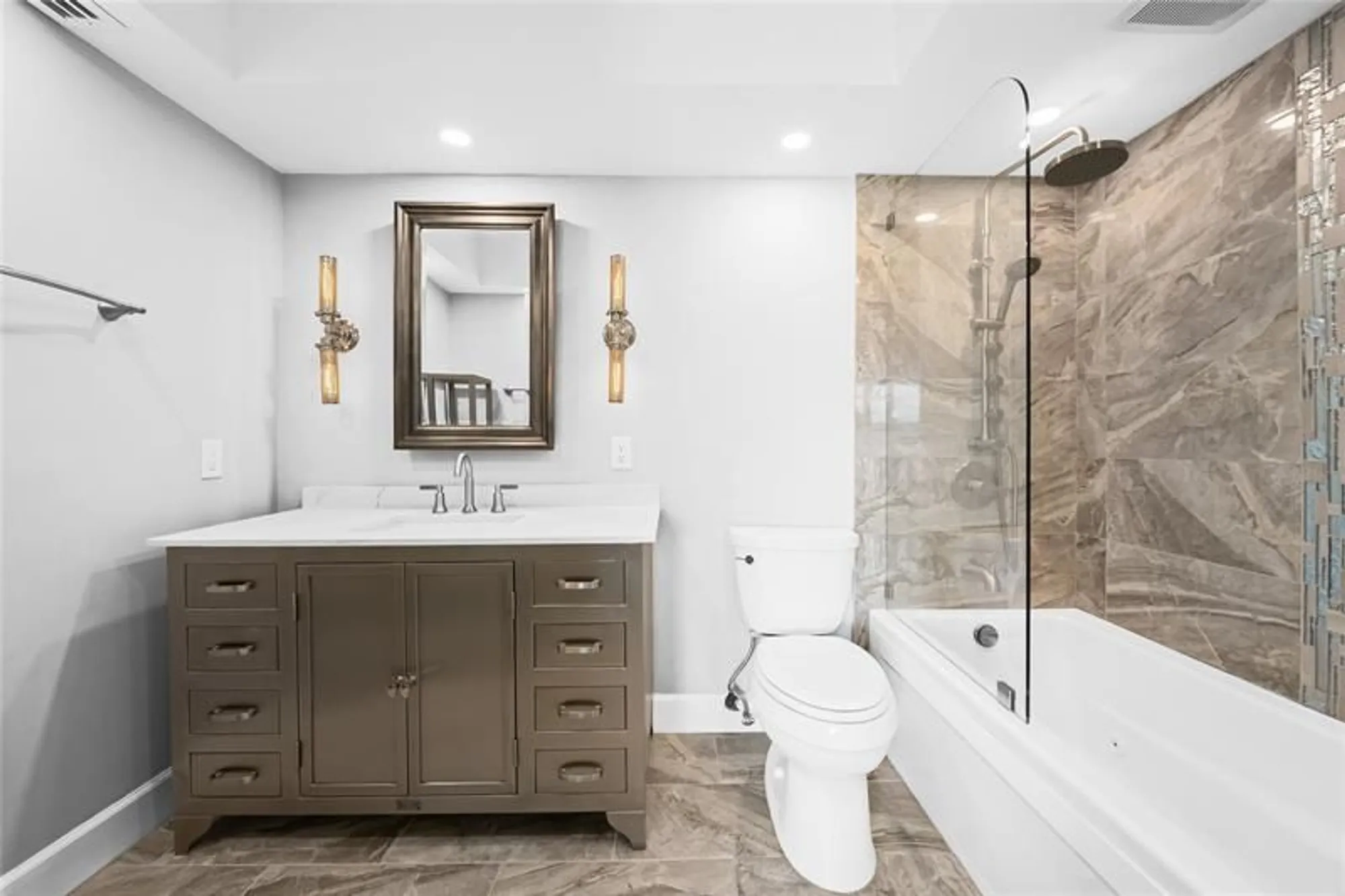 Property Slideshow image 13 of 25 | 2802 victoria way j3, Coconut Creek, FL, 33066